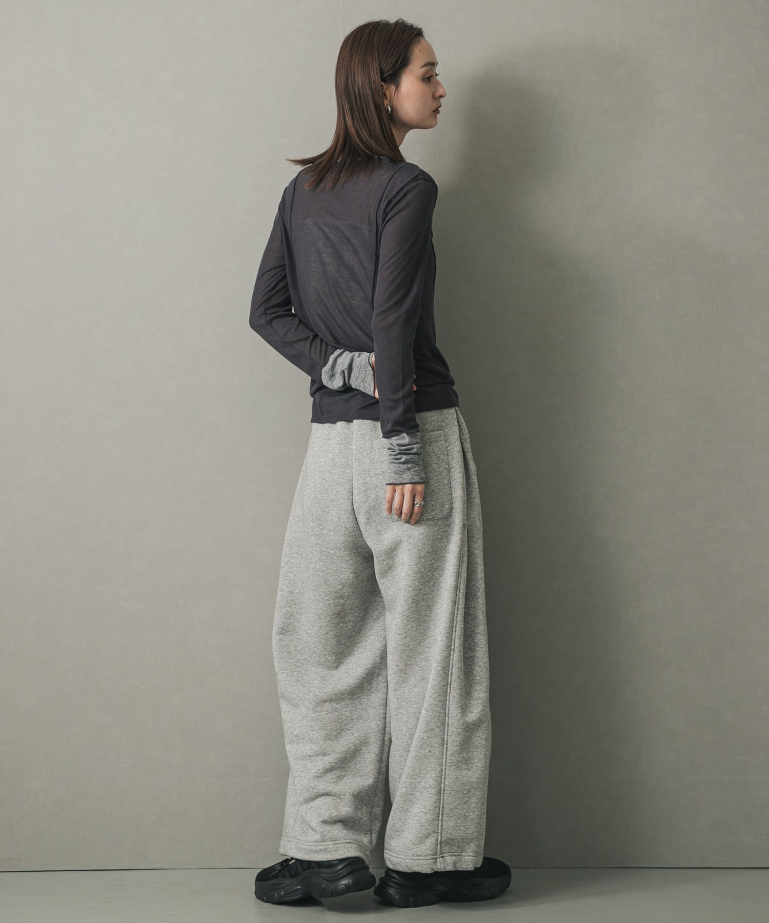 身長：169cm サイズ：one