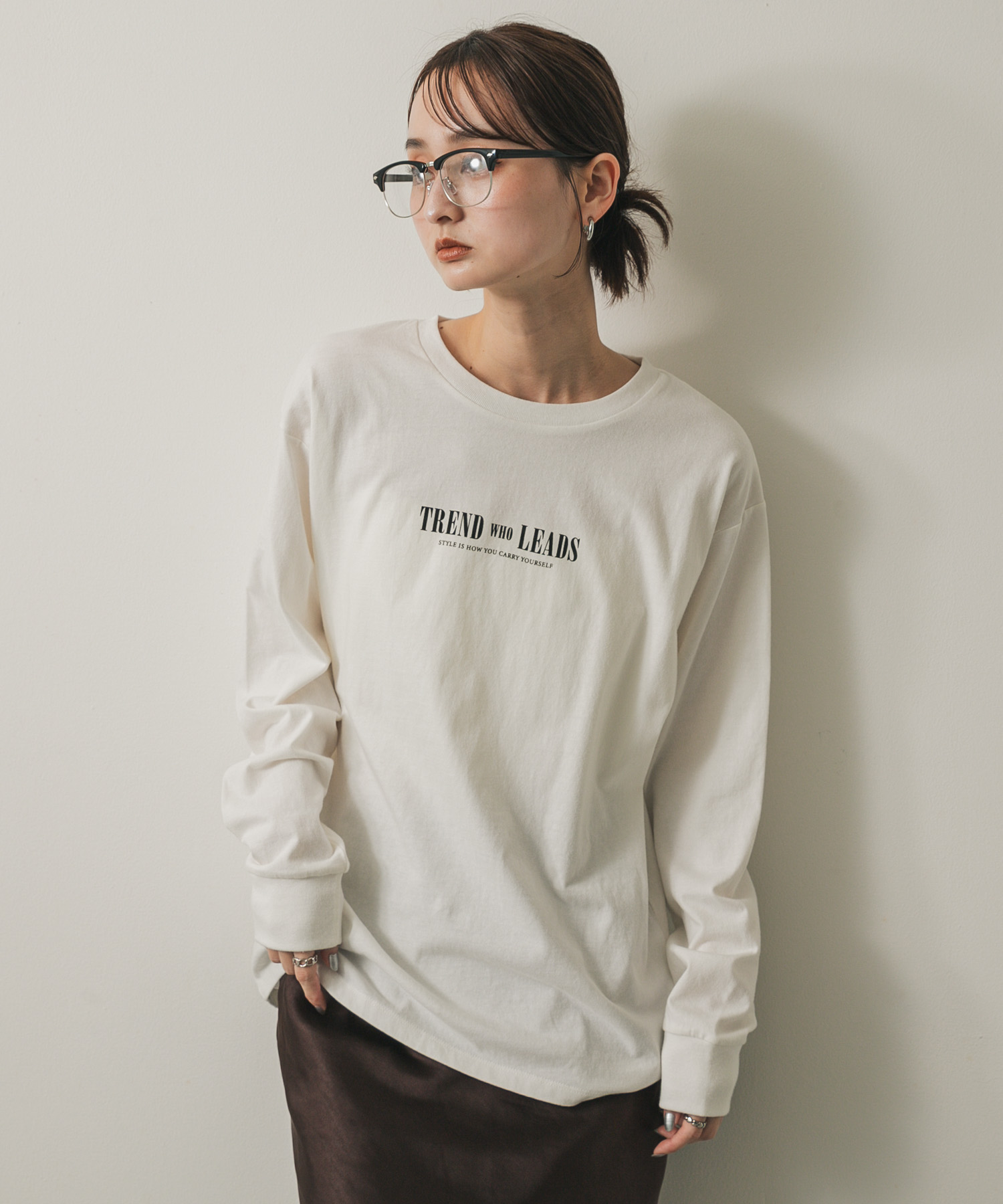 OFF WHITE