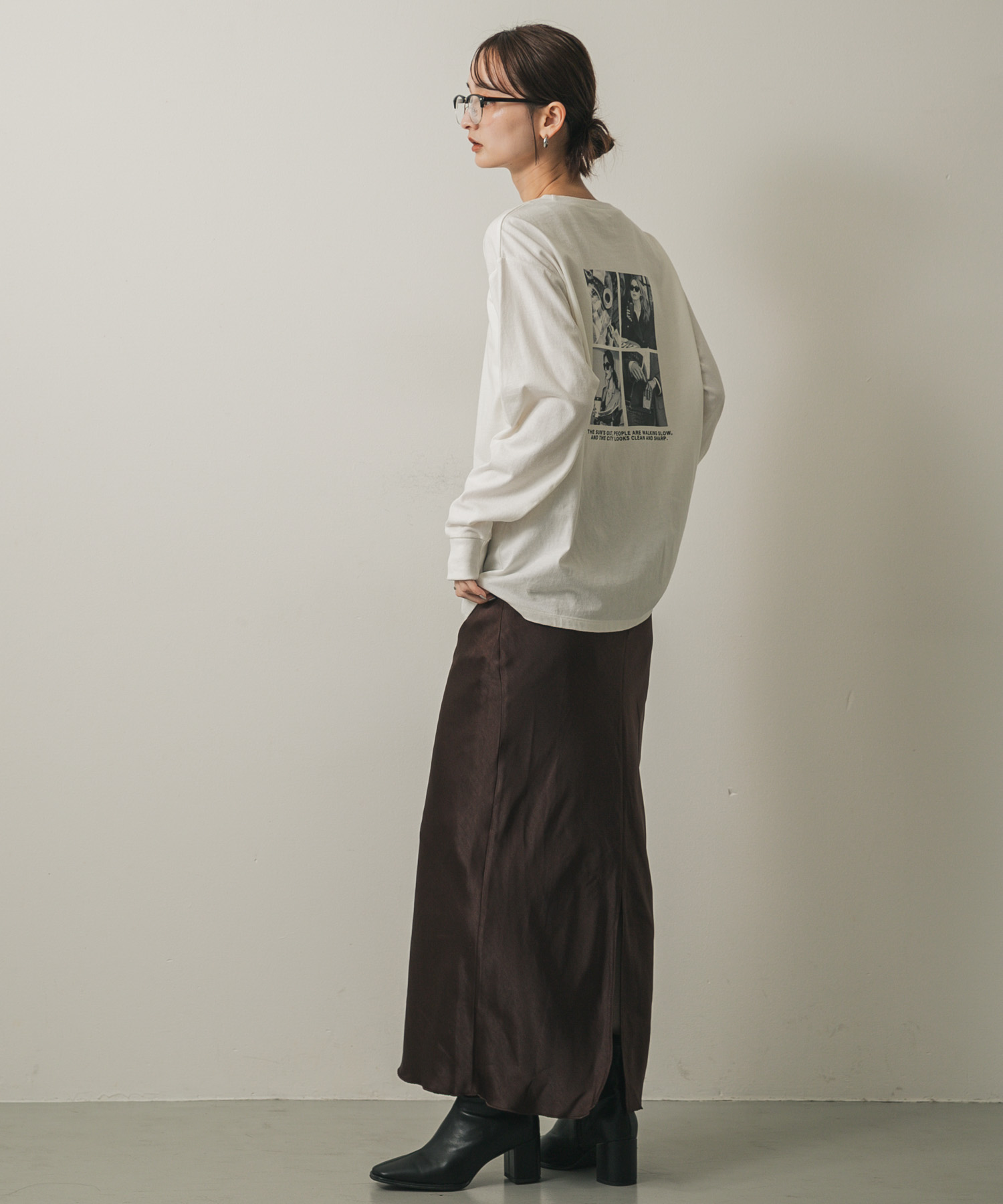 OFF WHITE