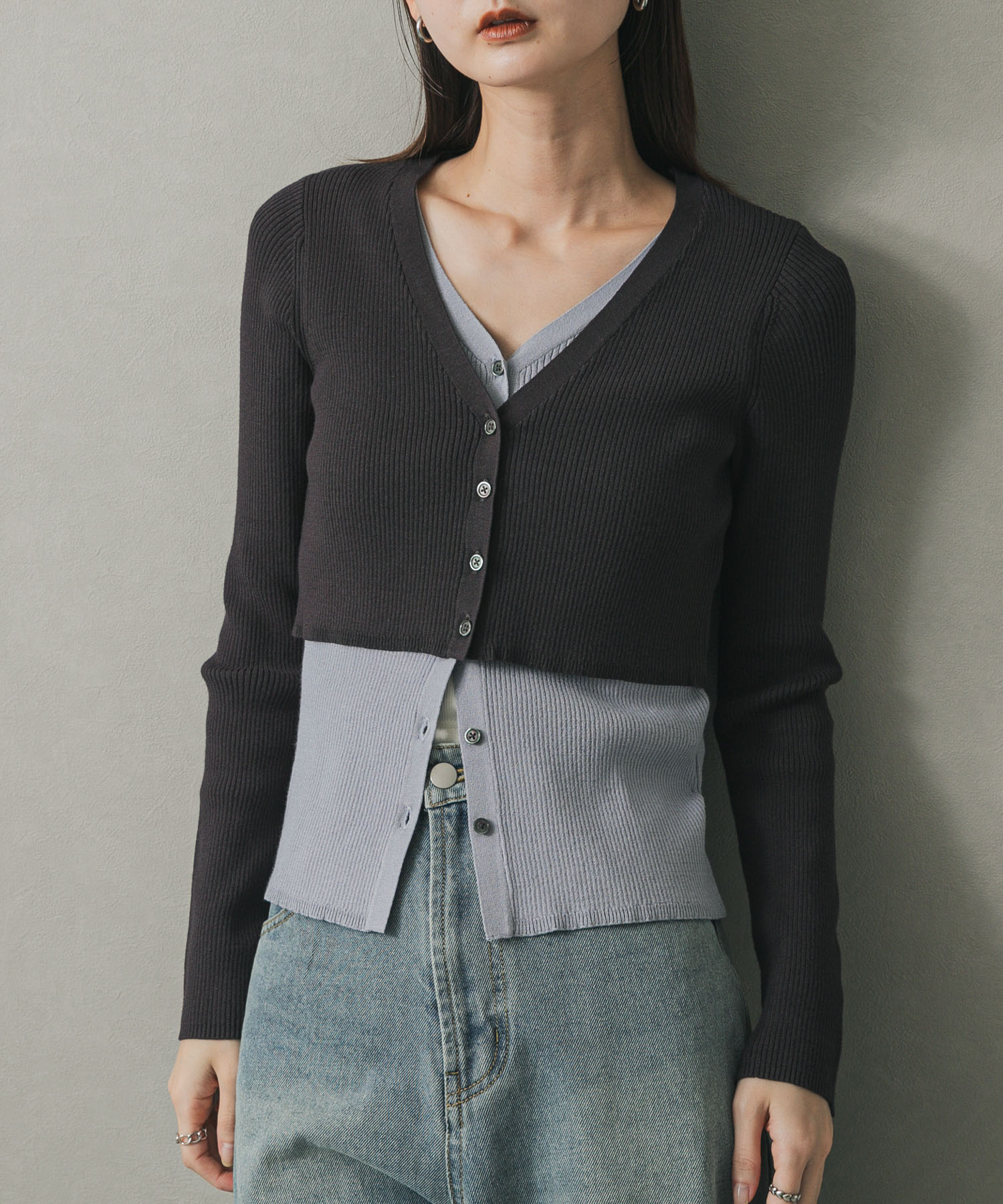 ダブルレイヤードカーディガン