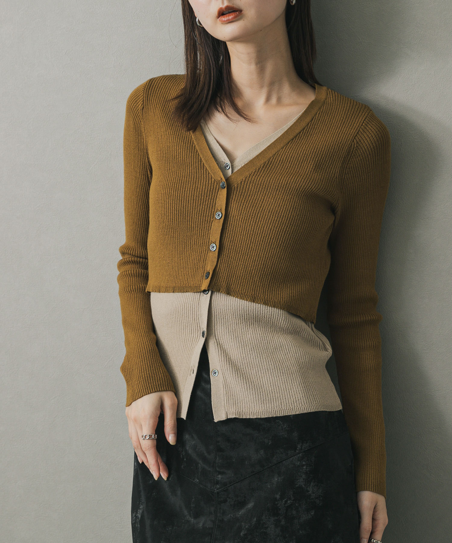 ダブルレイヤードカーディガン