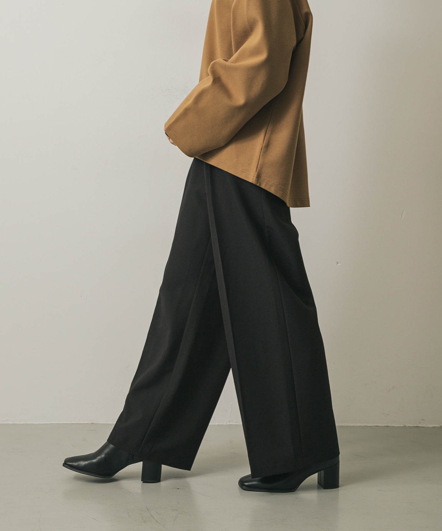 『WEB/一部店舗限定』ワイドイージーパンツ