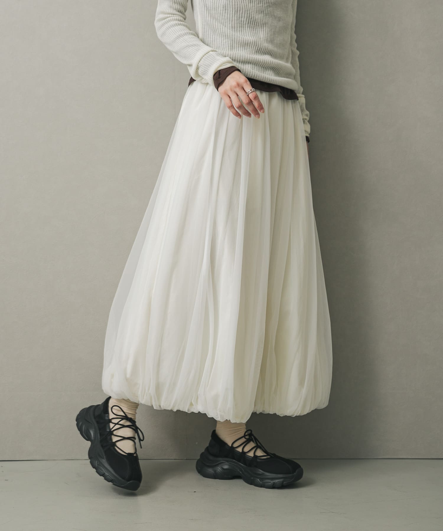 チュールバルーンスカート