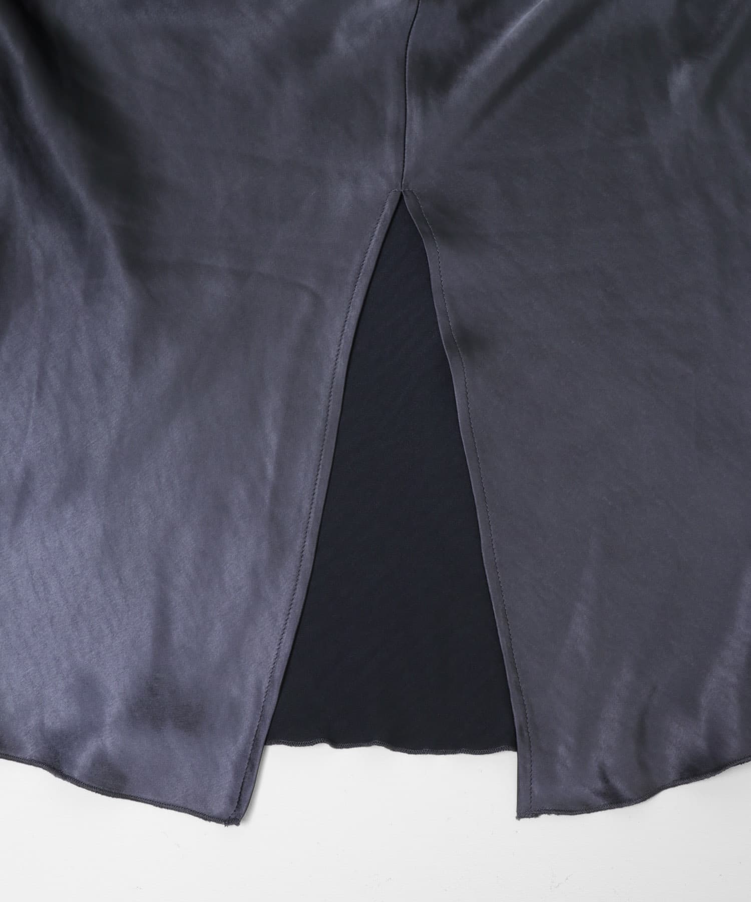 サテンアイラインスカート CHARCOAL S