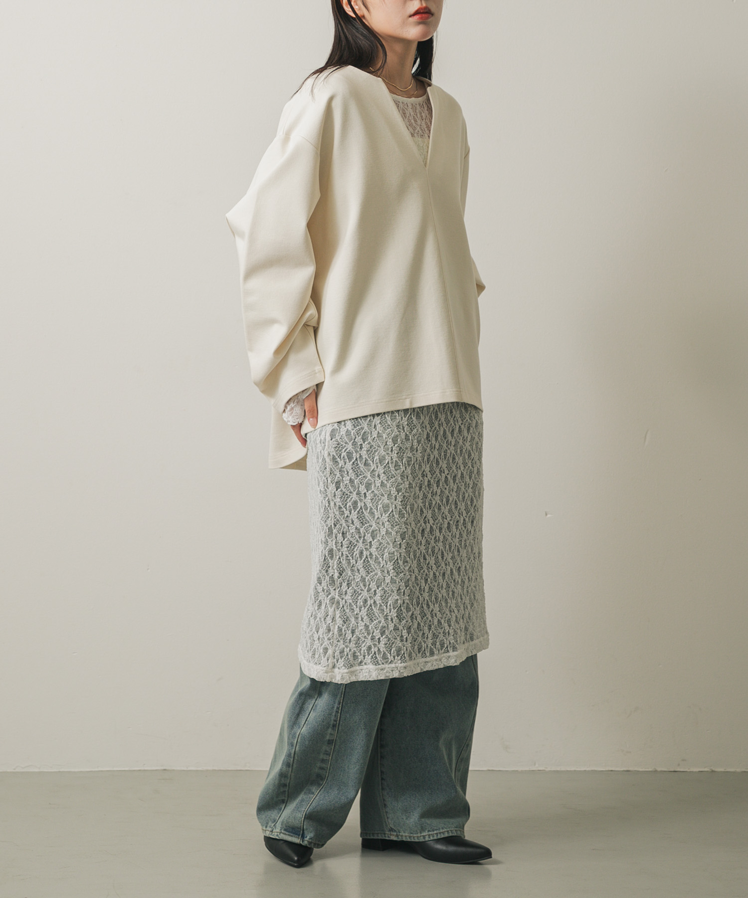 バックオープンレイヤードレースワンピース