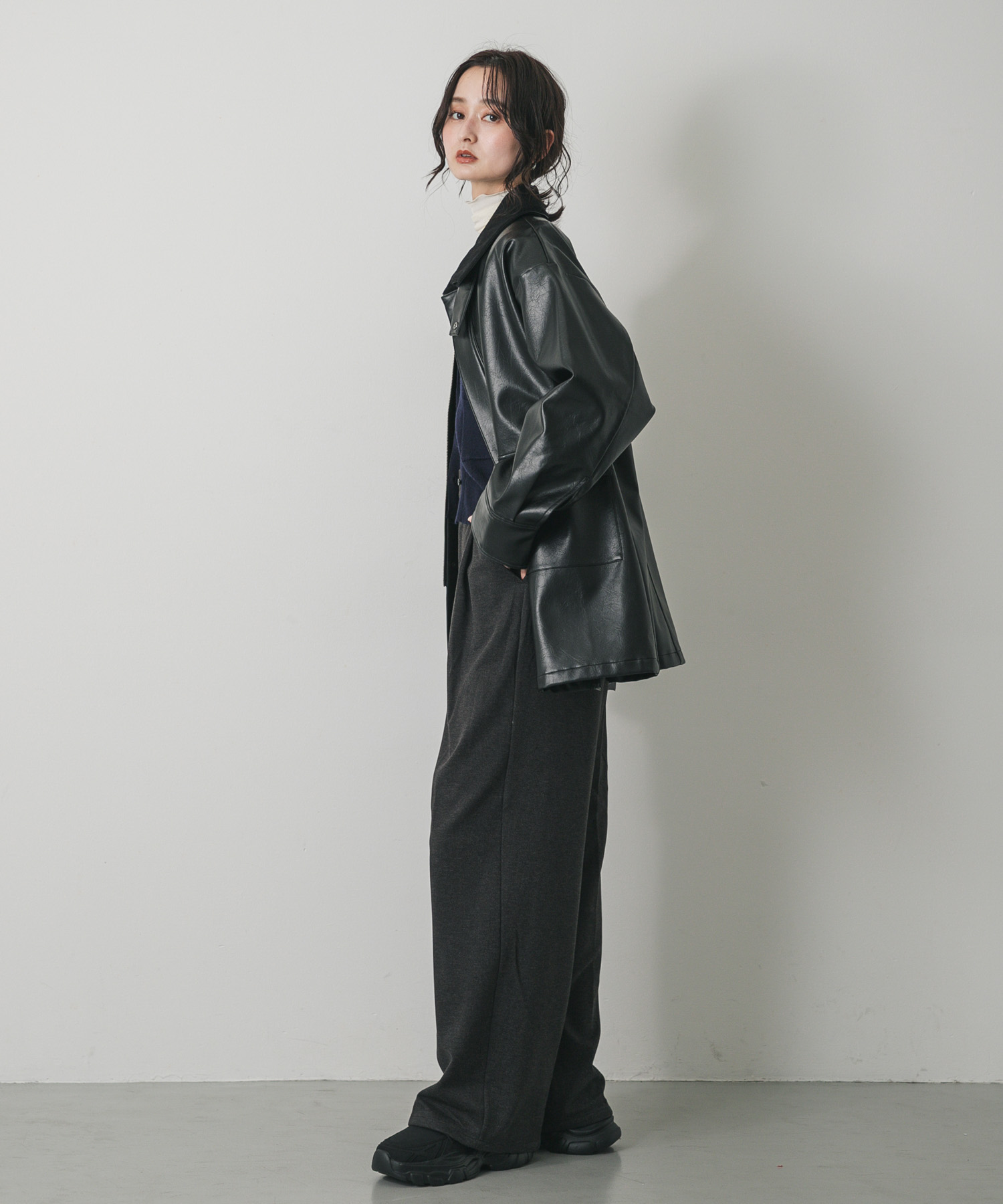 身長：169cm サイズ：one