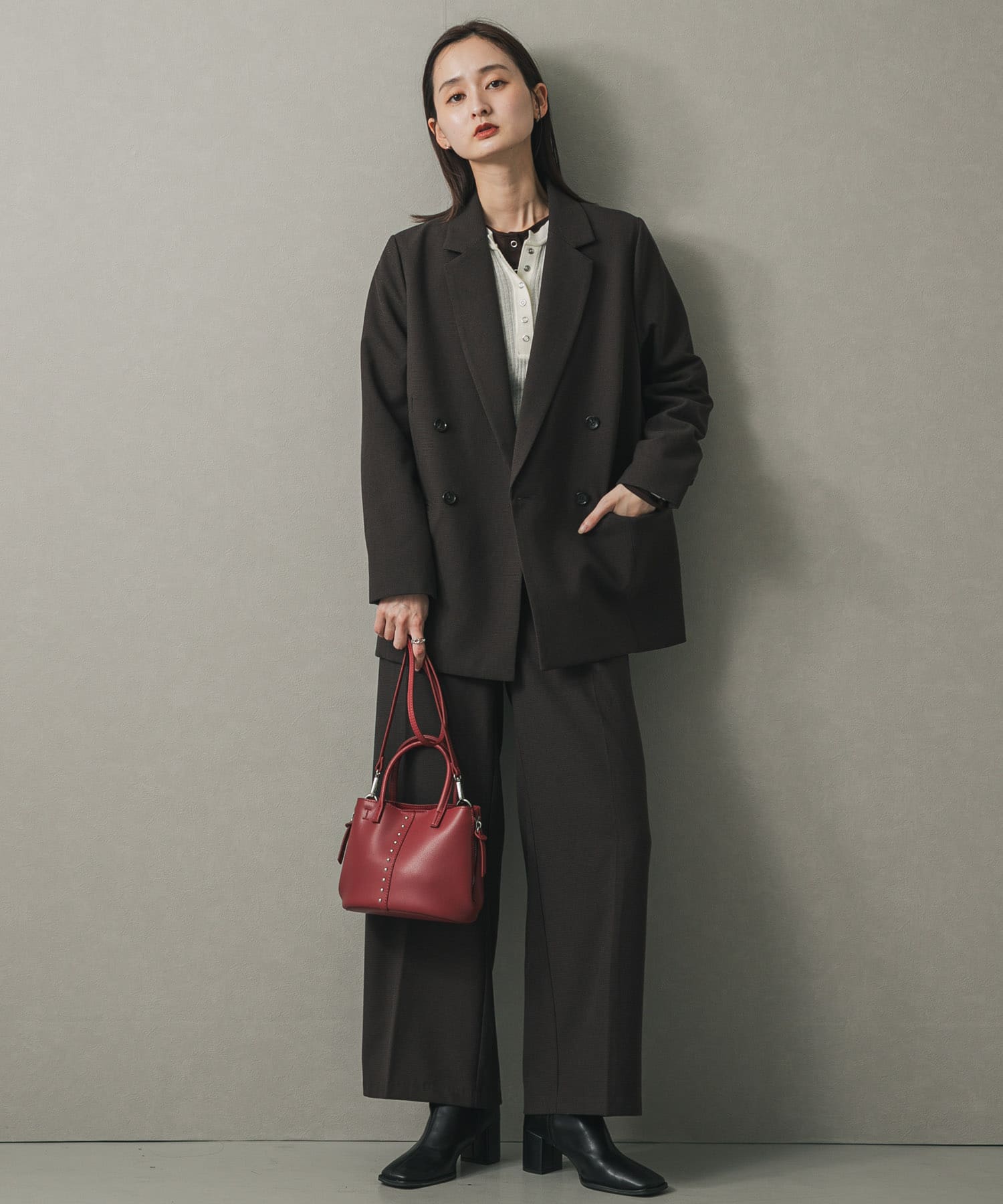 スタッズショルダーバッグ RED one