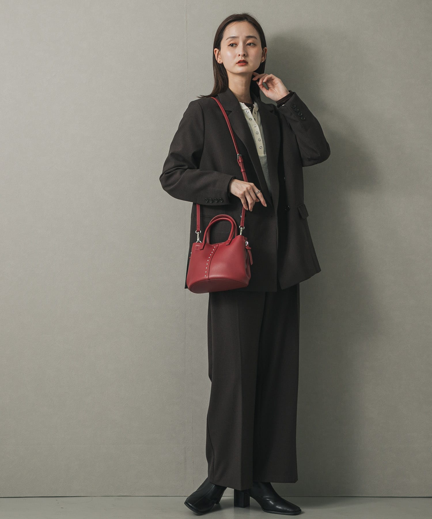 スタッズショルダーバッグ RED one