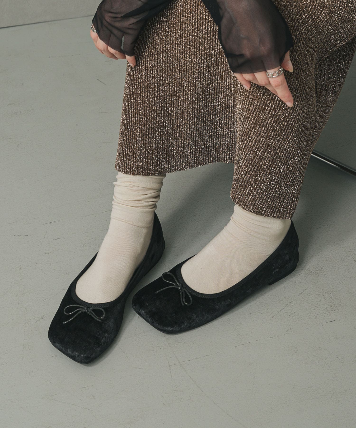 ベロアスクエアフラットシューズ