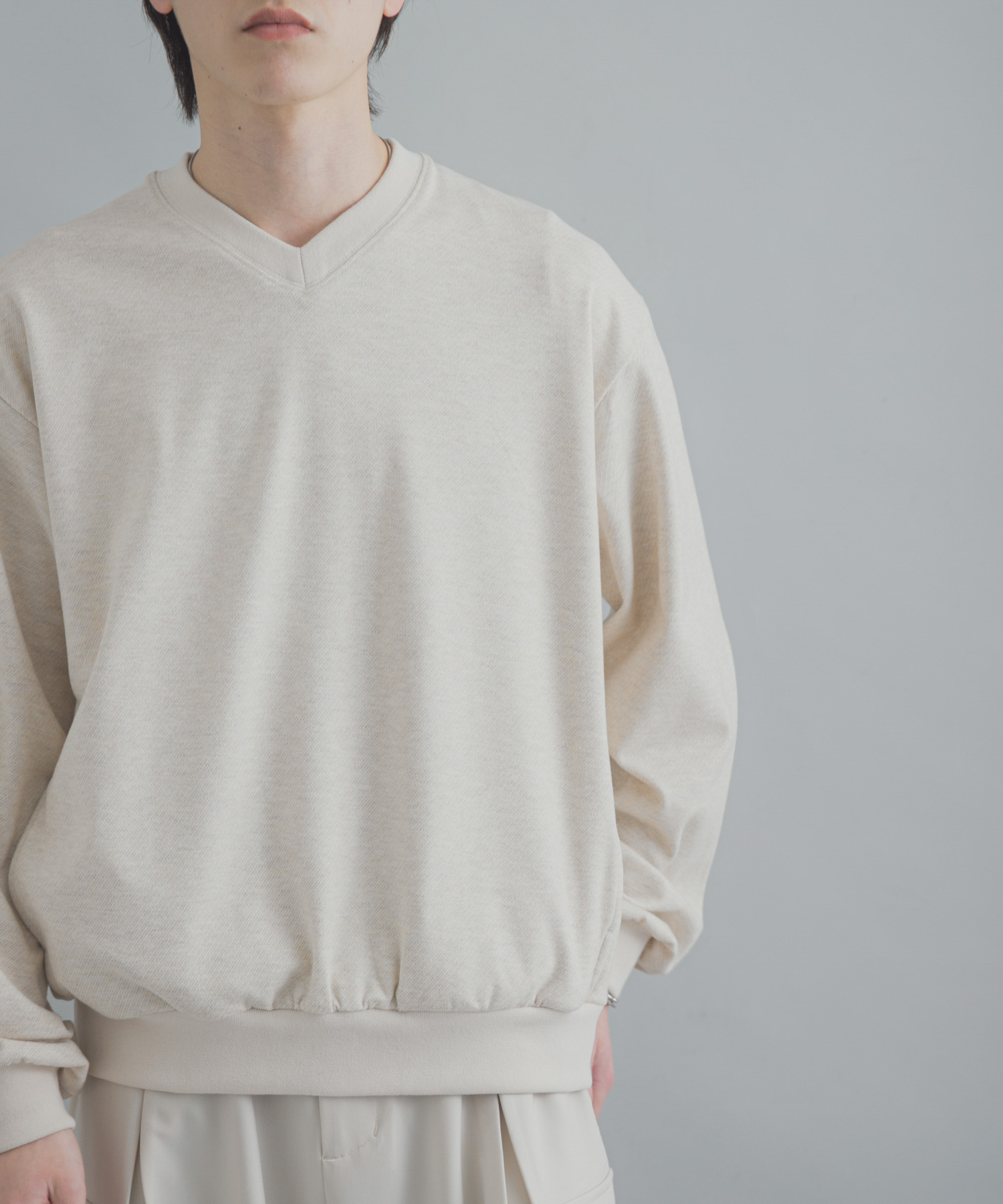 ライトカットメルトンVネックプルオーバー