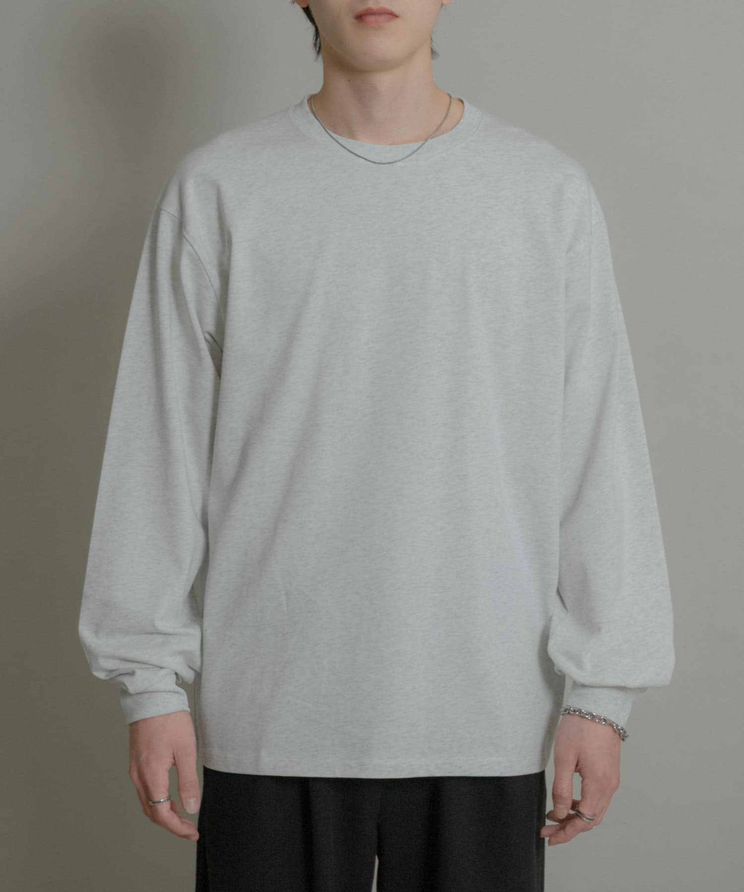 ベーシッククルーネックロングTシャツ
