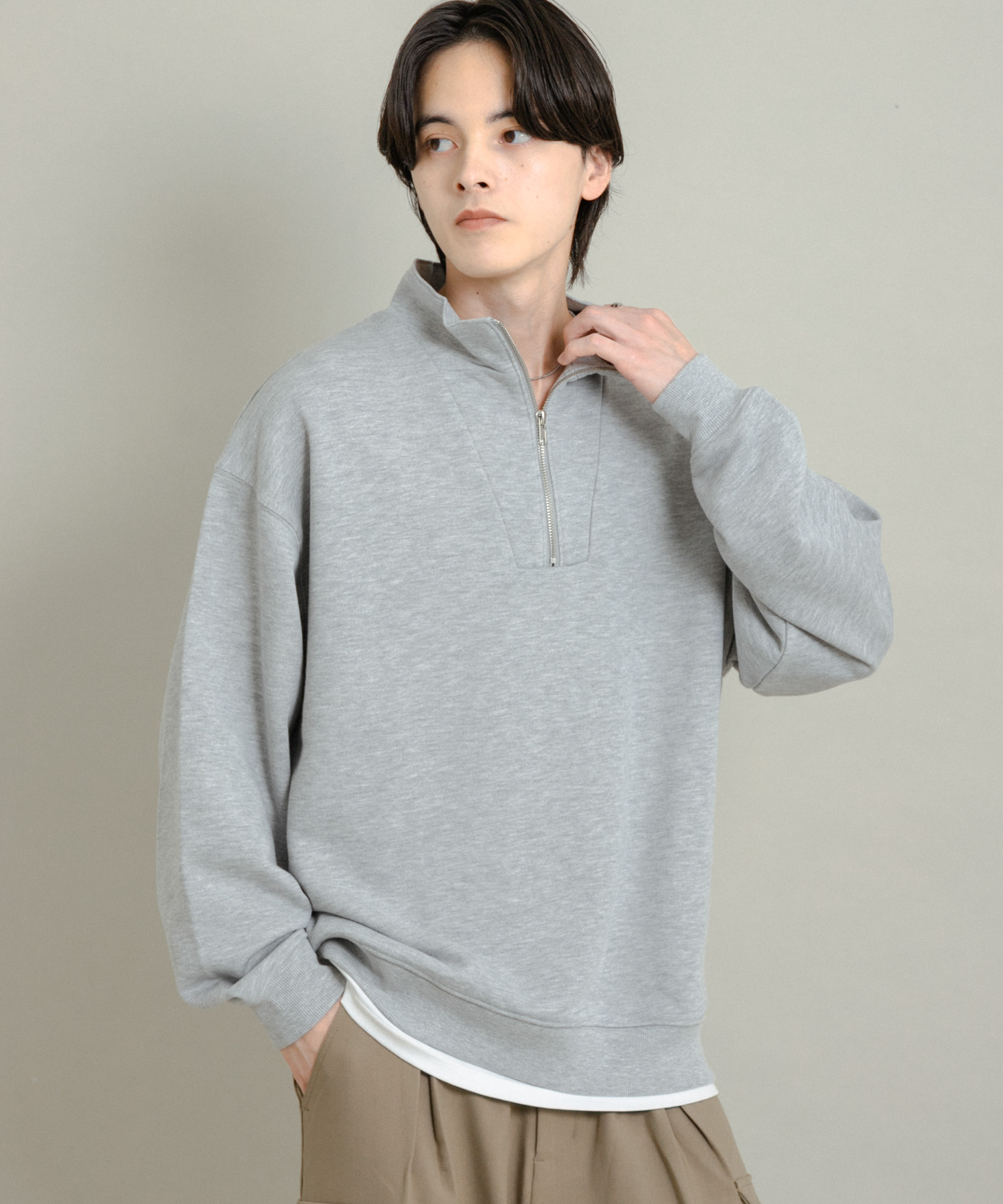 GRAY