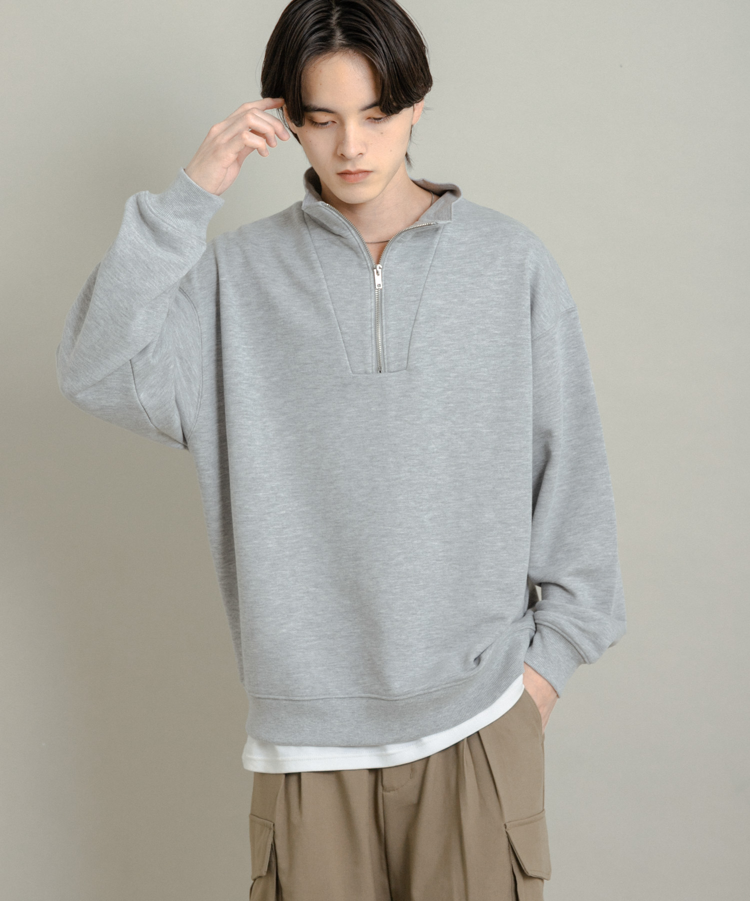 GRAY