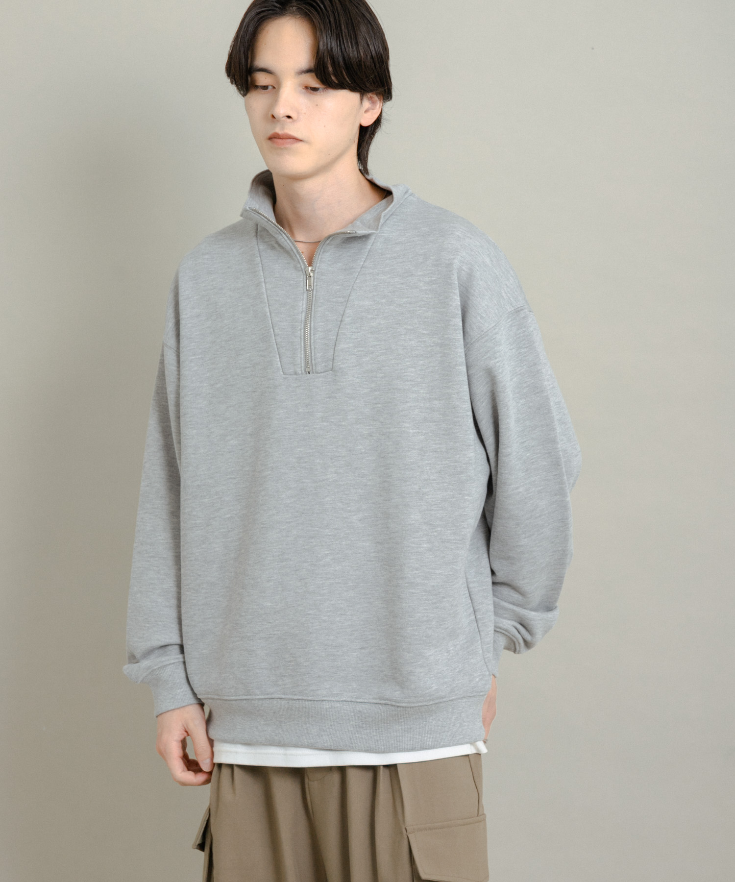 GRAY