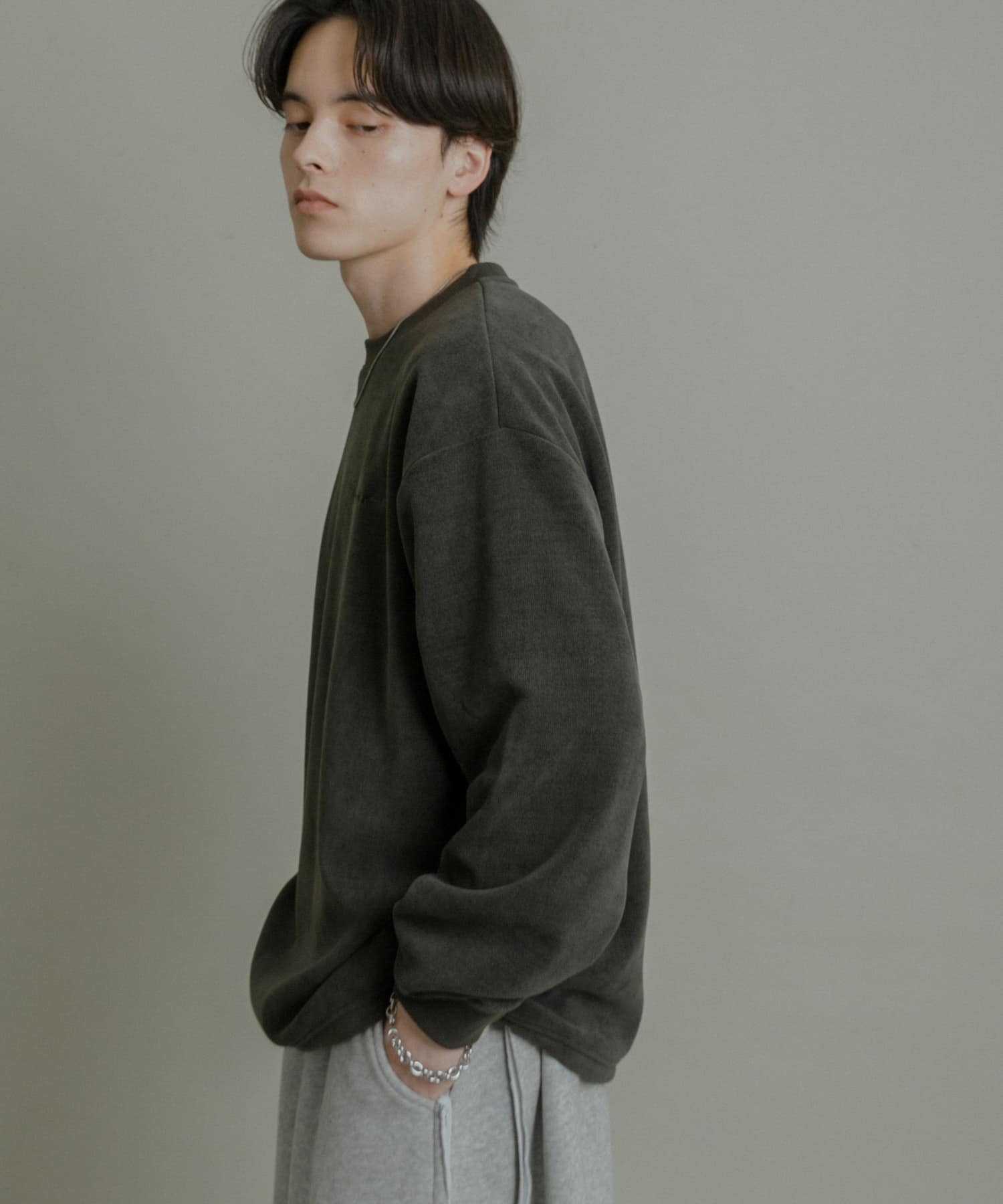 身長 : 173cm サイズ : L