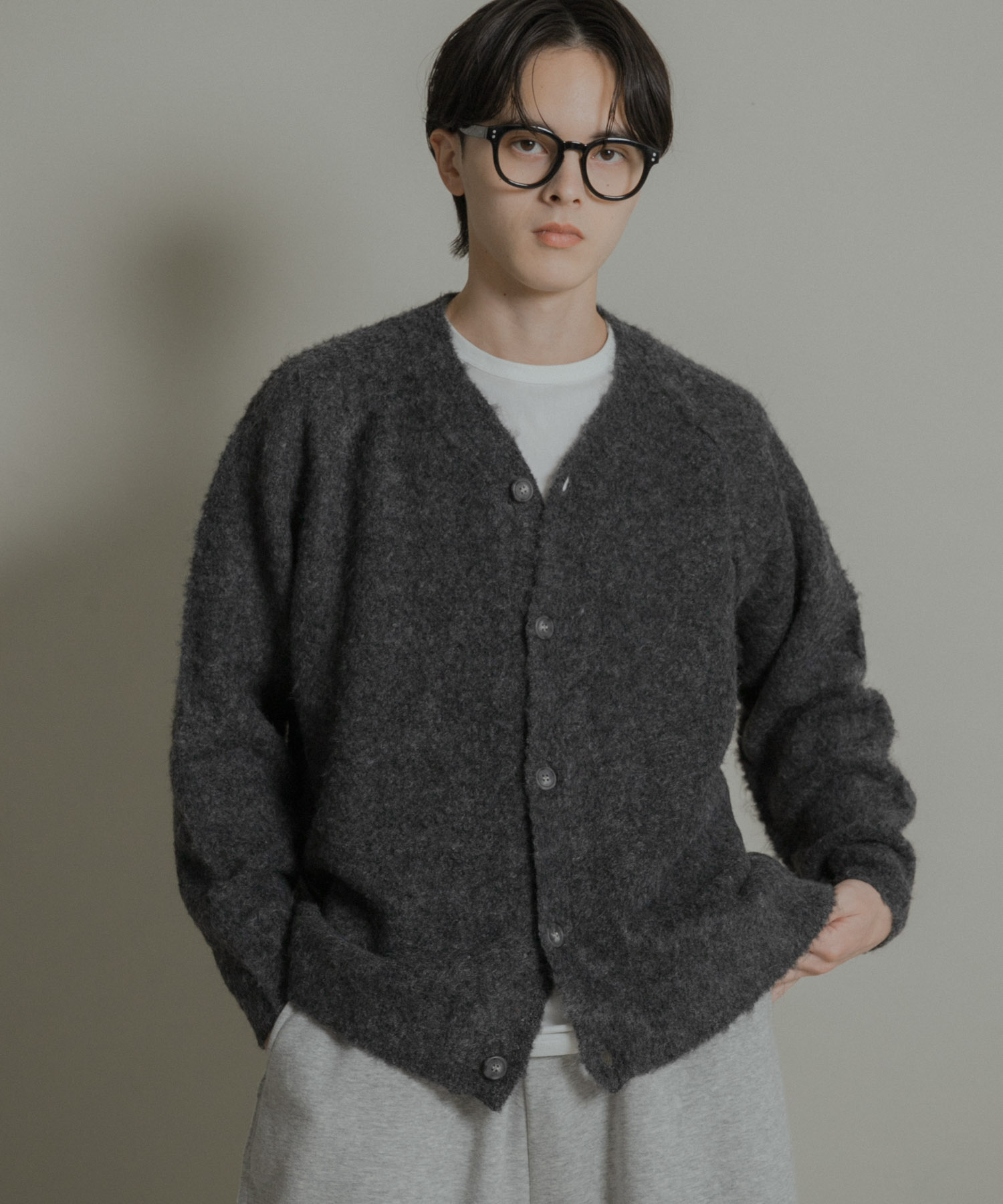 ブークレVネックカーディガン