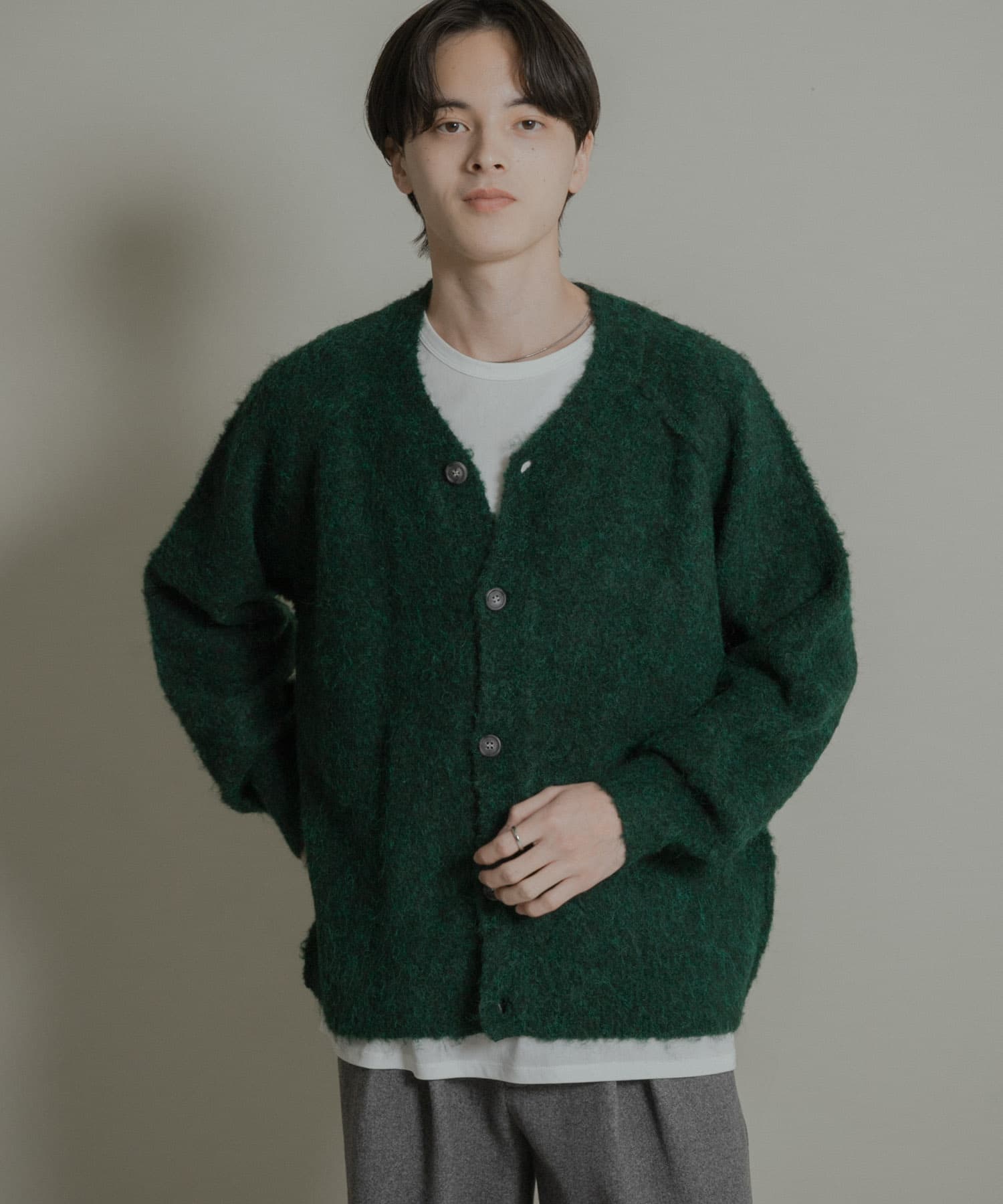 GREEN