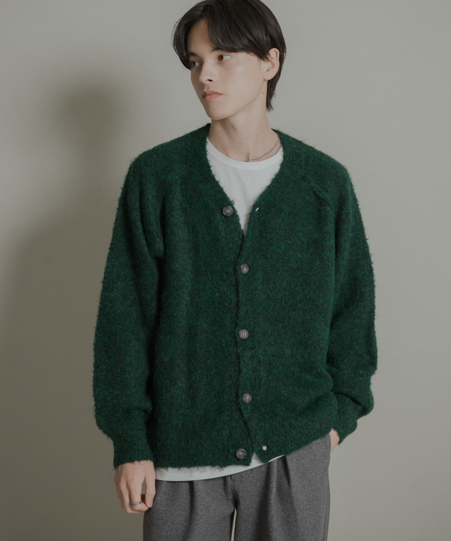 GREEN