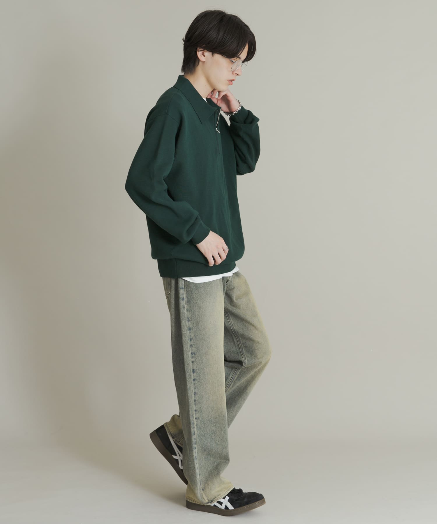 GREEN