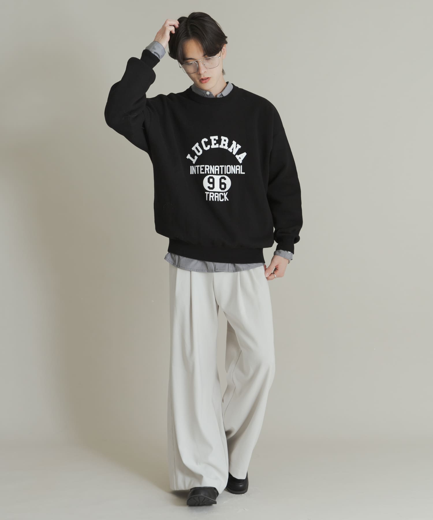 スウェットライクカレッジロゴニット BLACK M