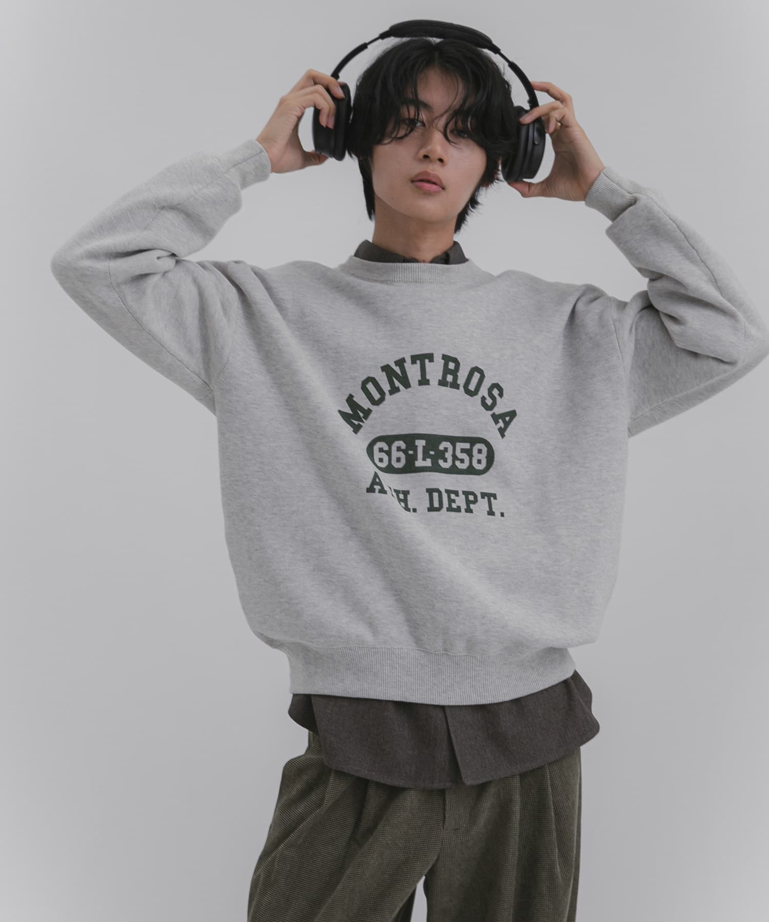 スウェットライクカレッジロゴニット GRAY M