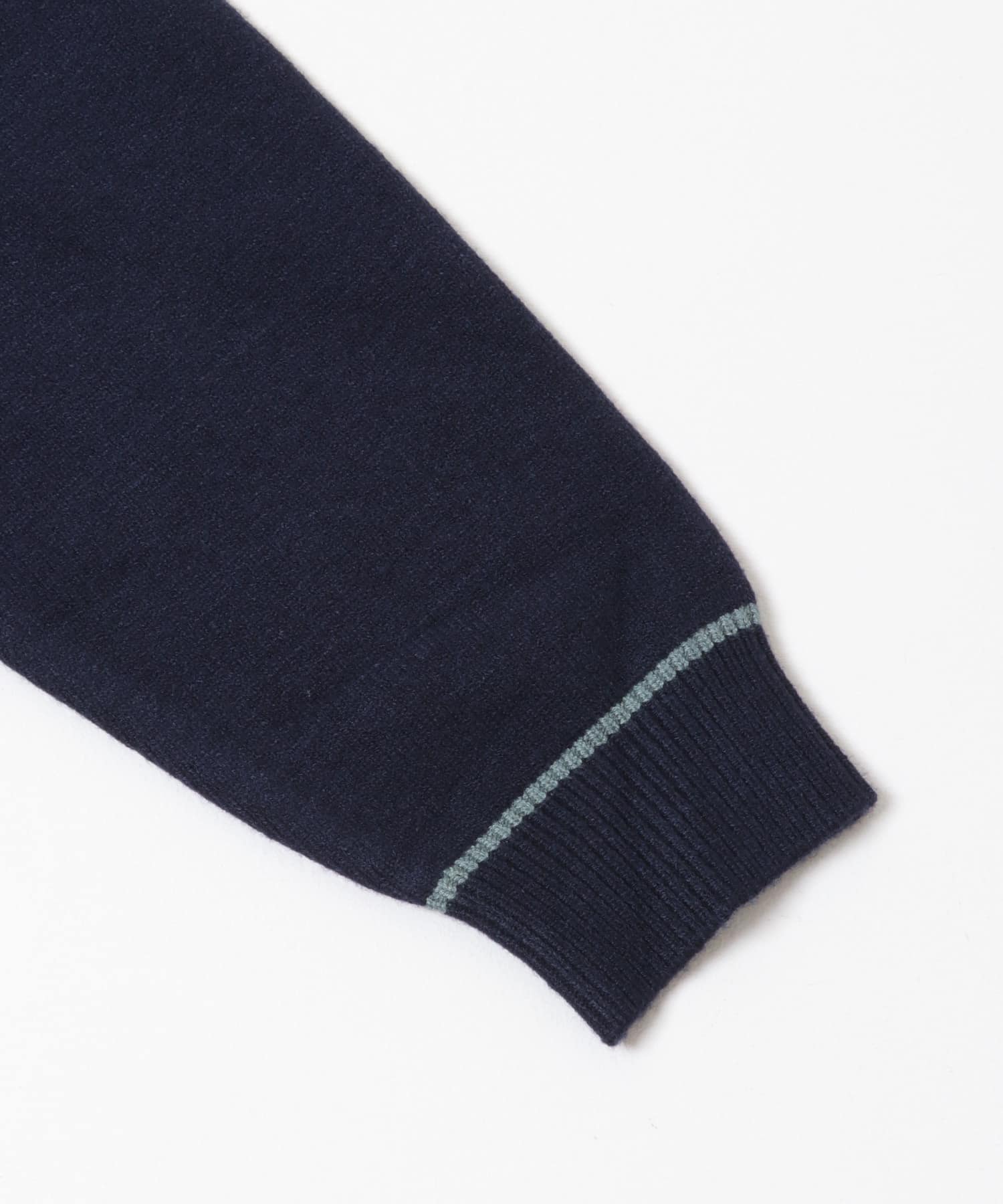 『一部WEB限定カラー』『洗濯可/毛玉防止』ストレッチハイショクラインニット NAVY M