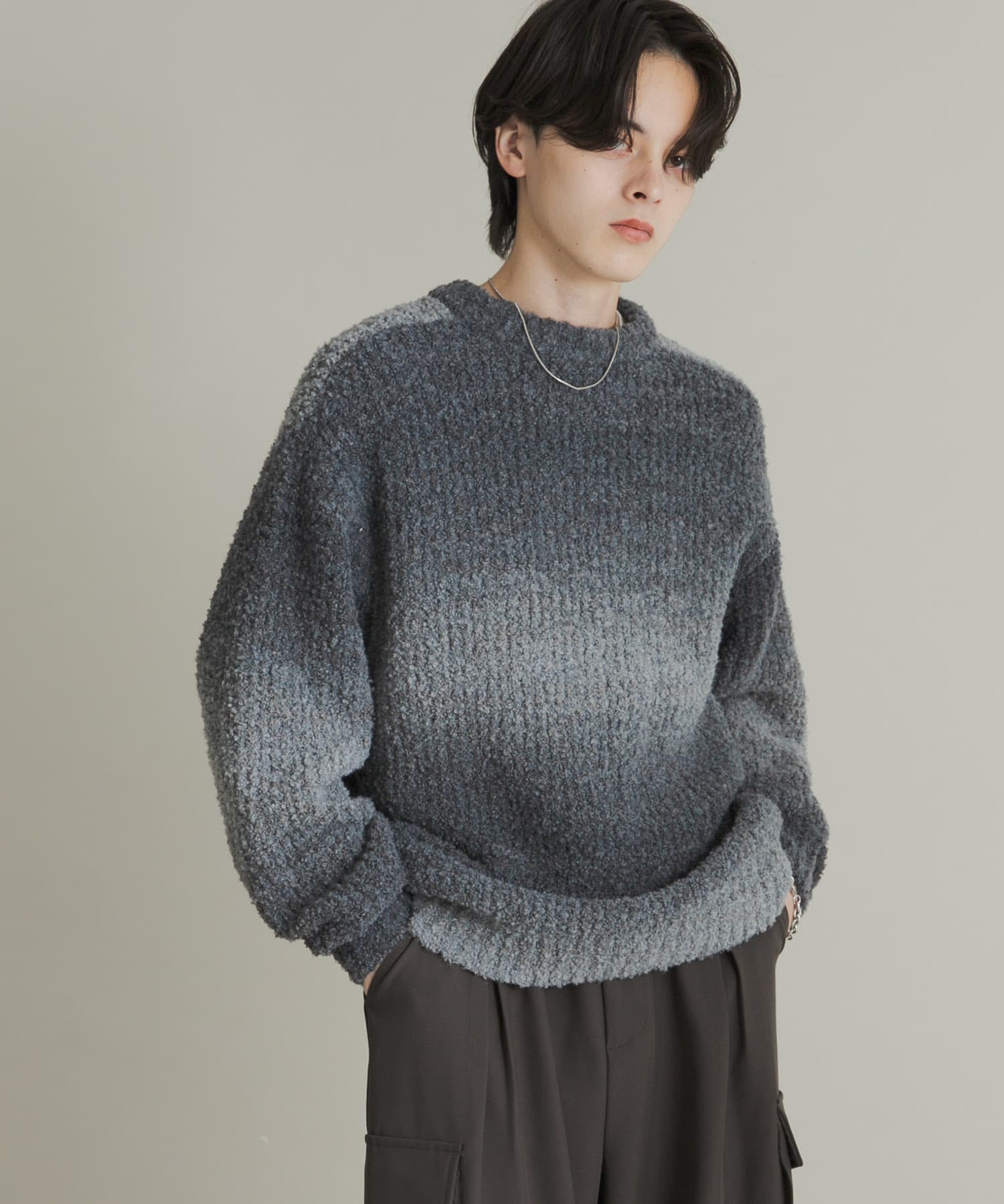 『ユニセックス』ブークレグラデーションニット