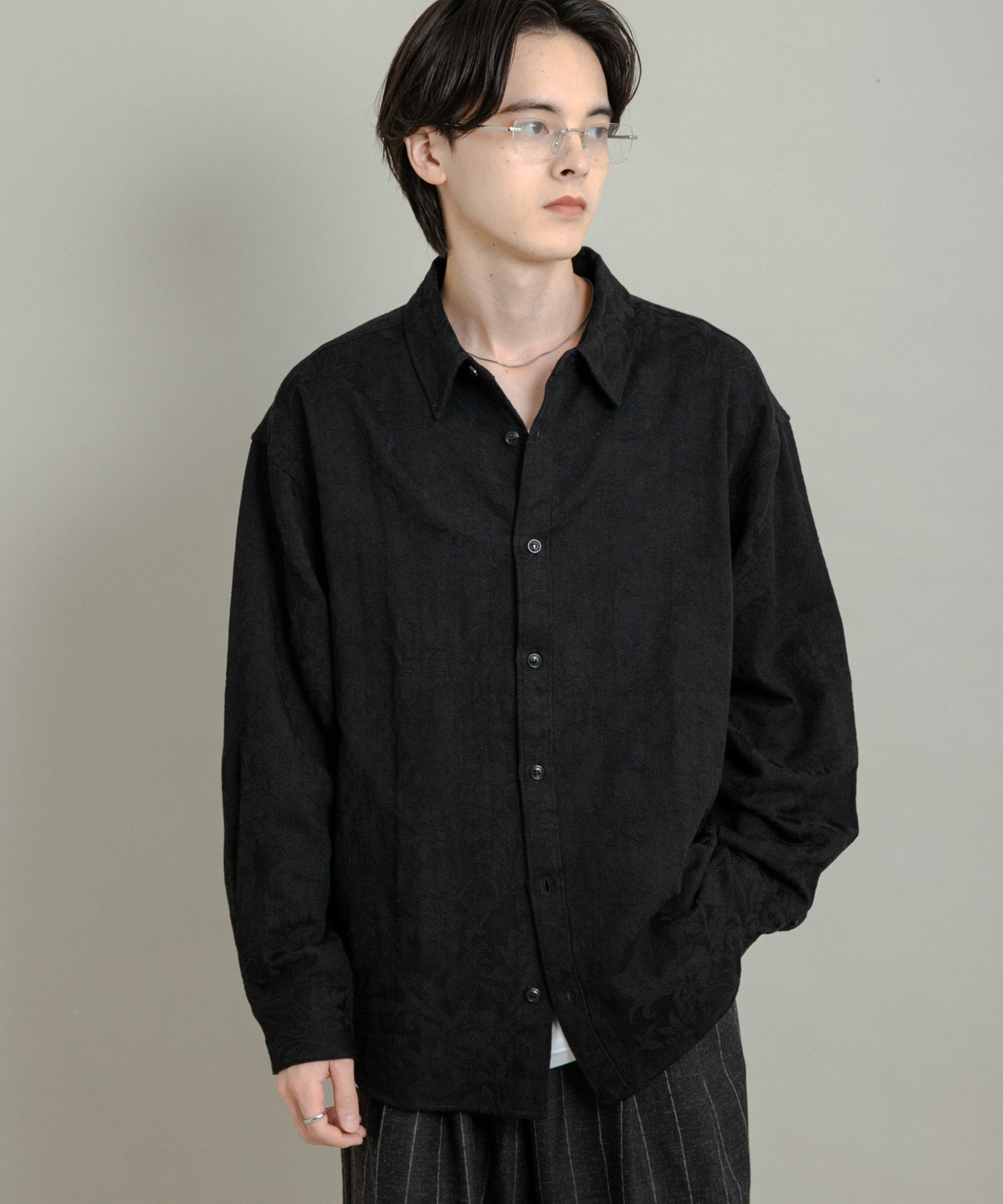 ボタニカルジャガードロングスリーブシャツ