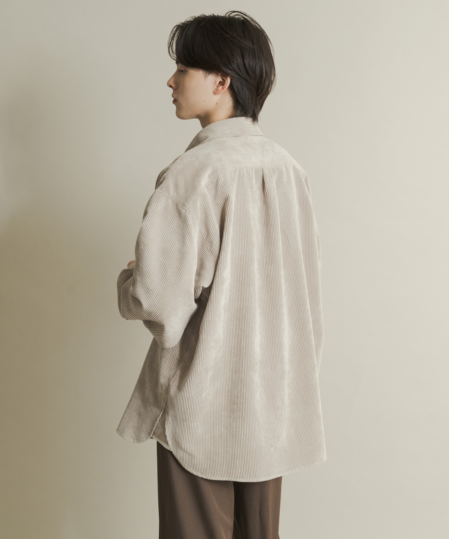 『ユニセックス』ウォッシュドコーデュロイロングスリーブシャツ GREIGE L