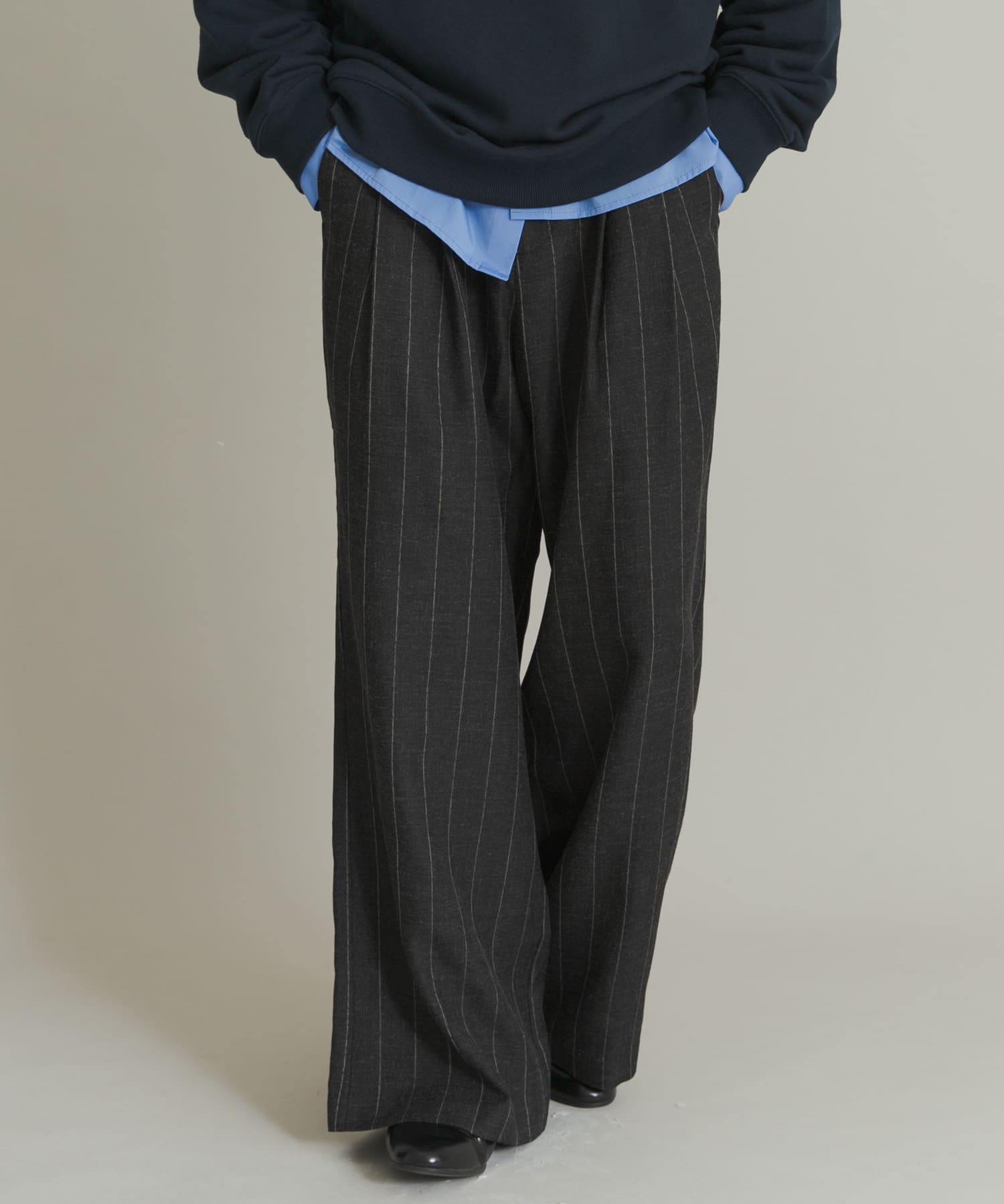 ウールタッチストライプワイドフレアパンツ