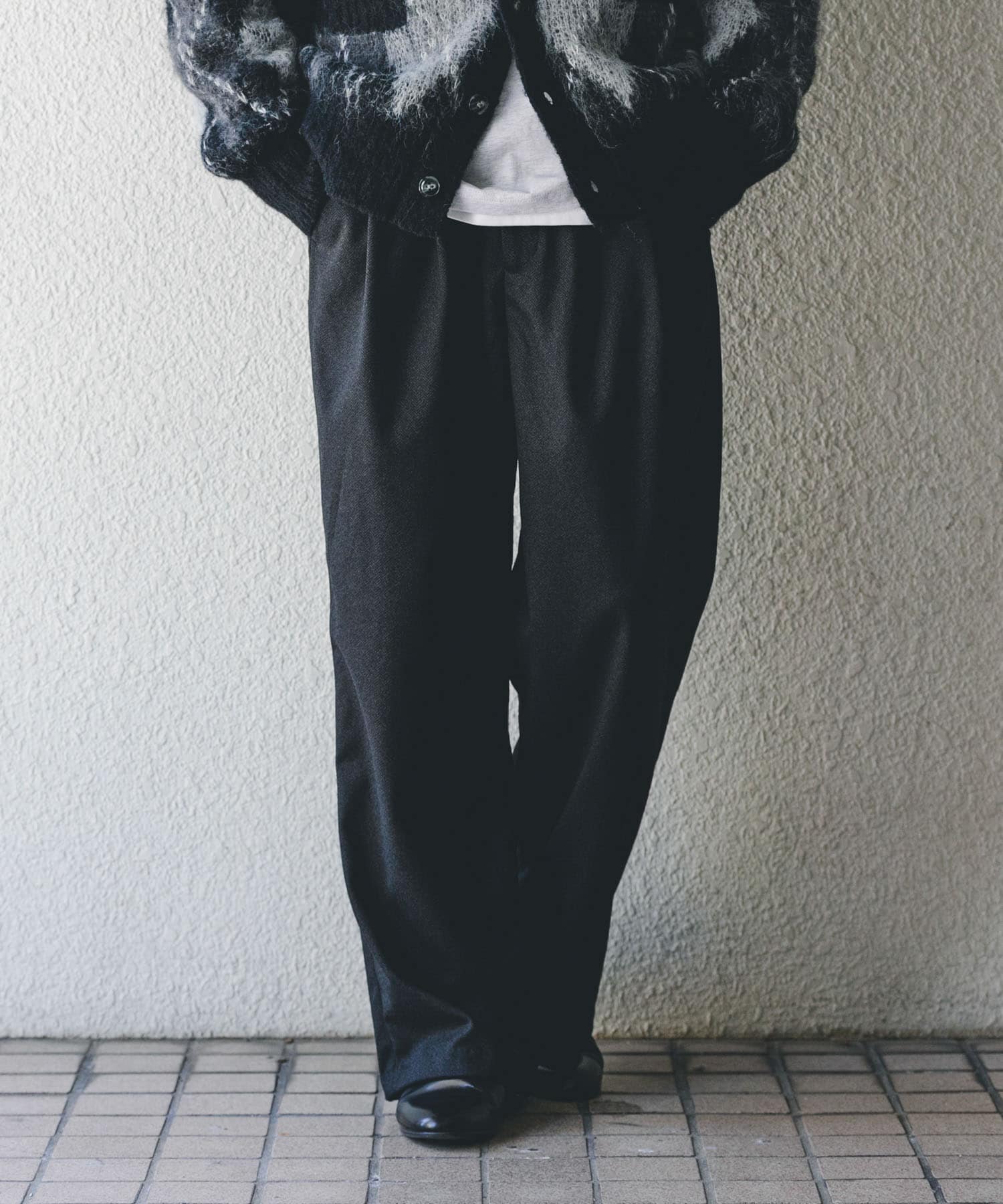 ブラッシュドイージーワイドパンツ