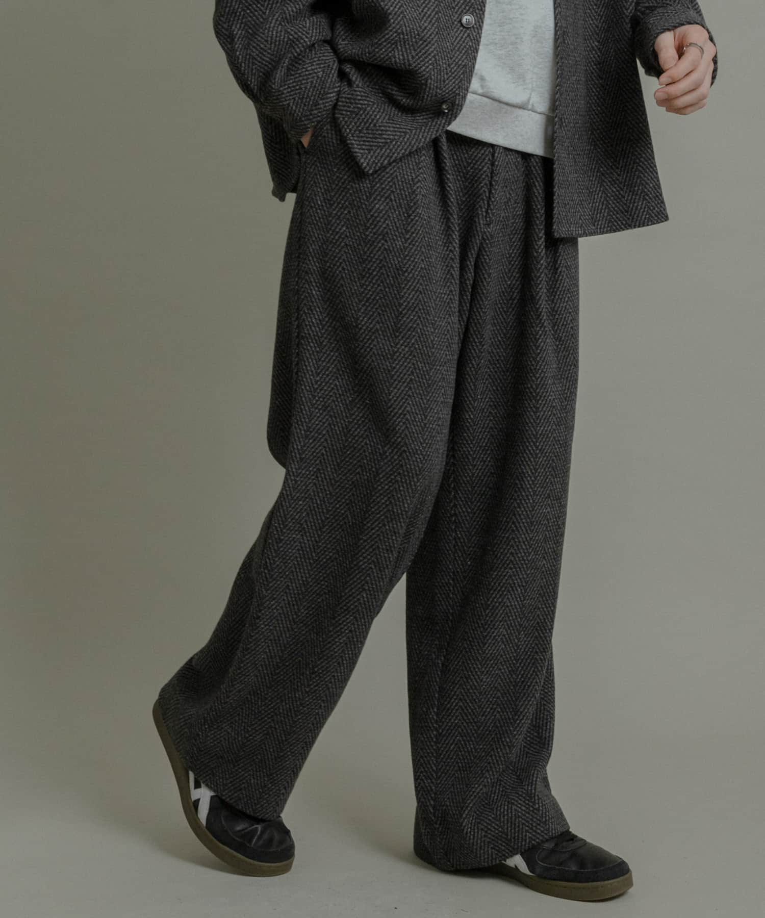 身長 : 173cm サイズ : L