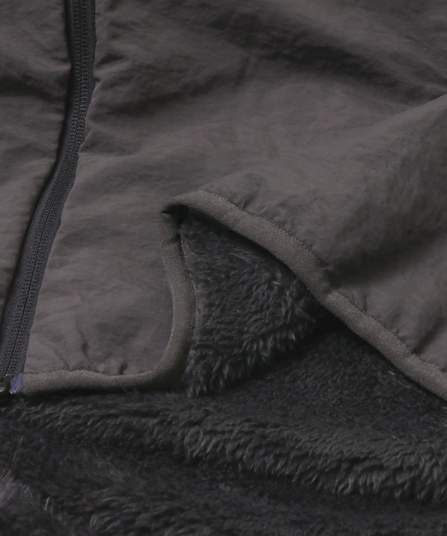 『ユニセックス』ユーティリティ2WAYブルゾン CHARCOAL M