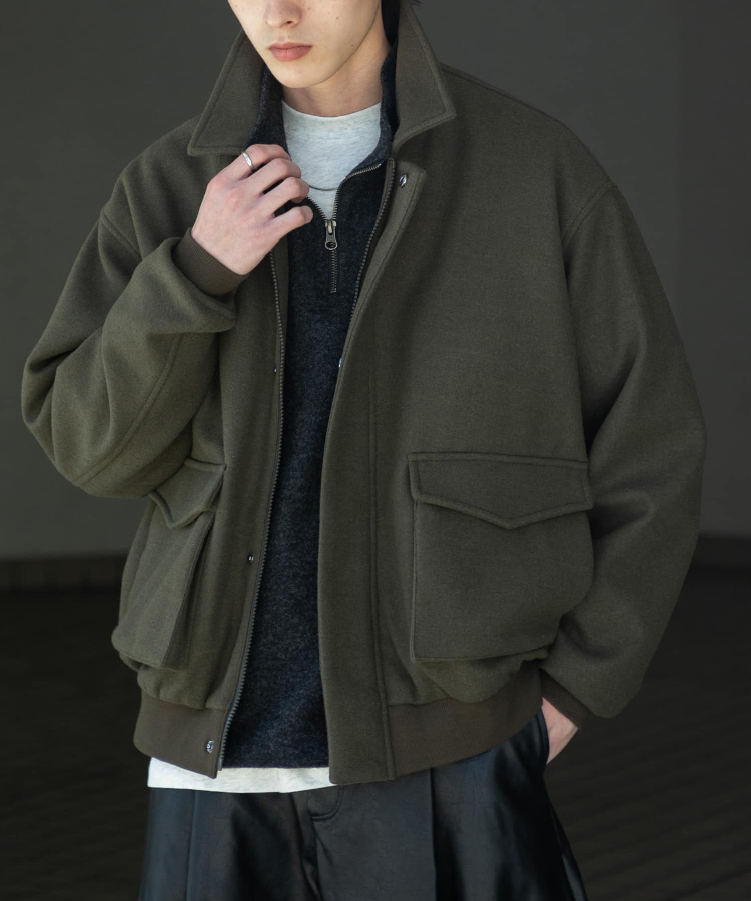 KHAKI