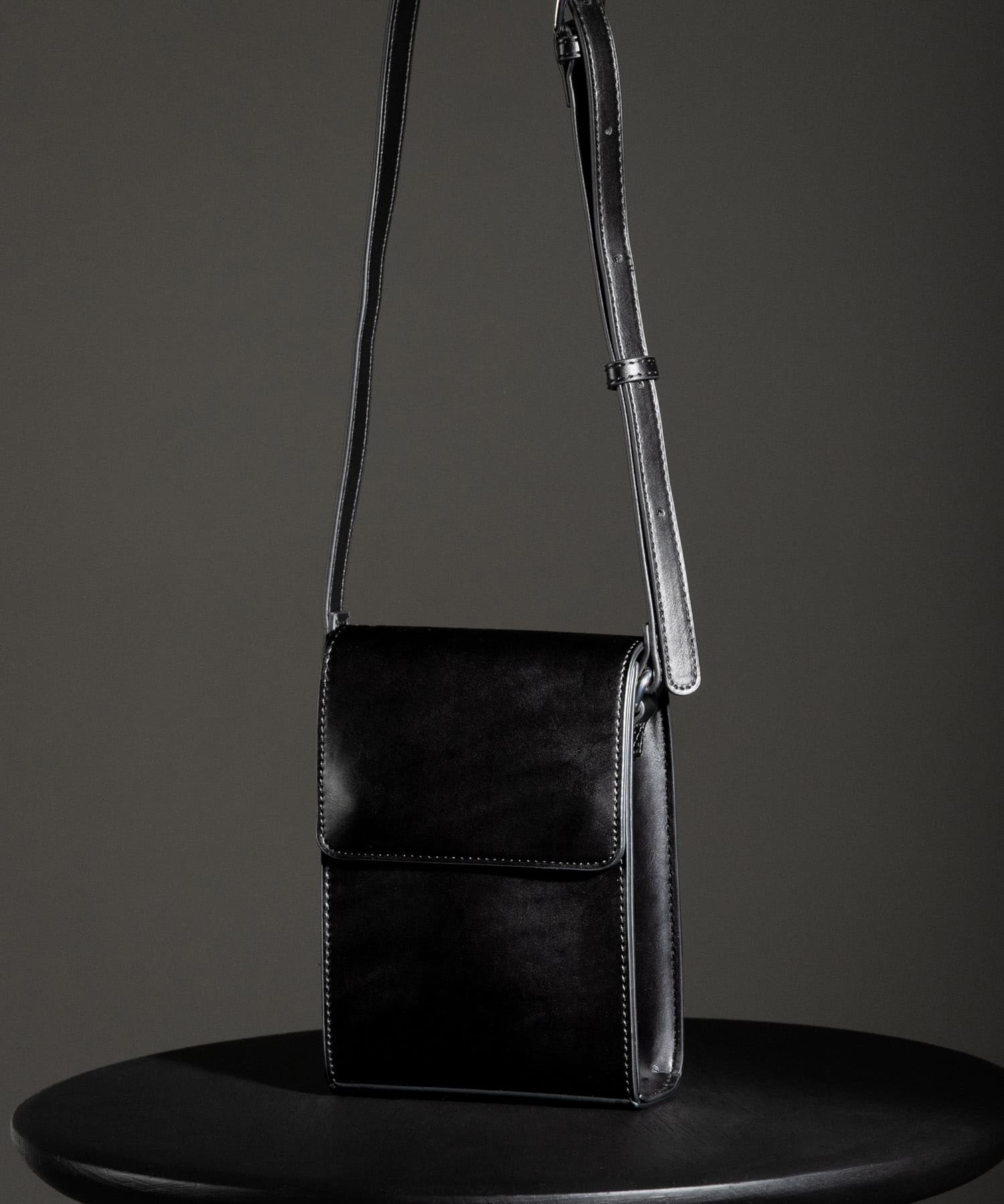 スクエアフラップミニショルダー