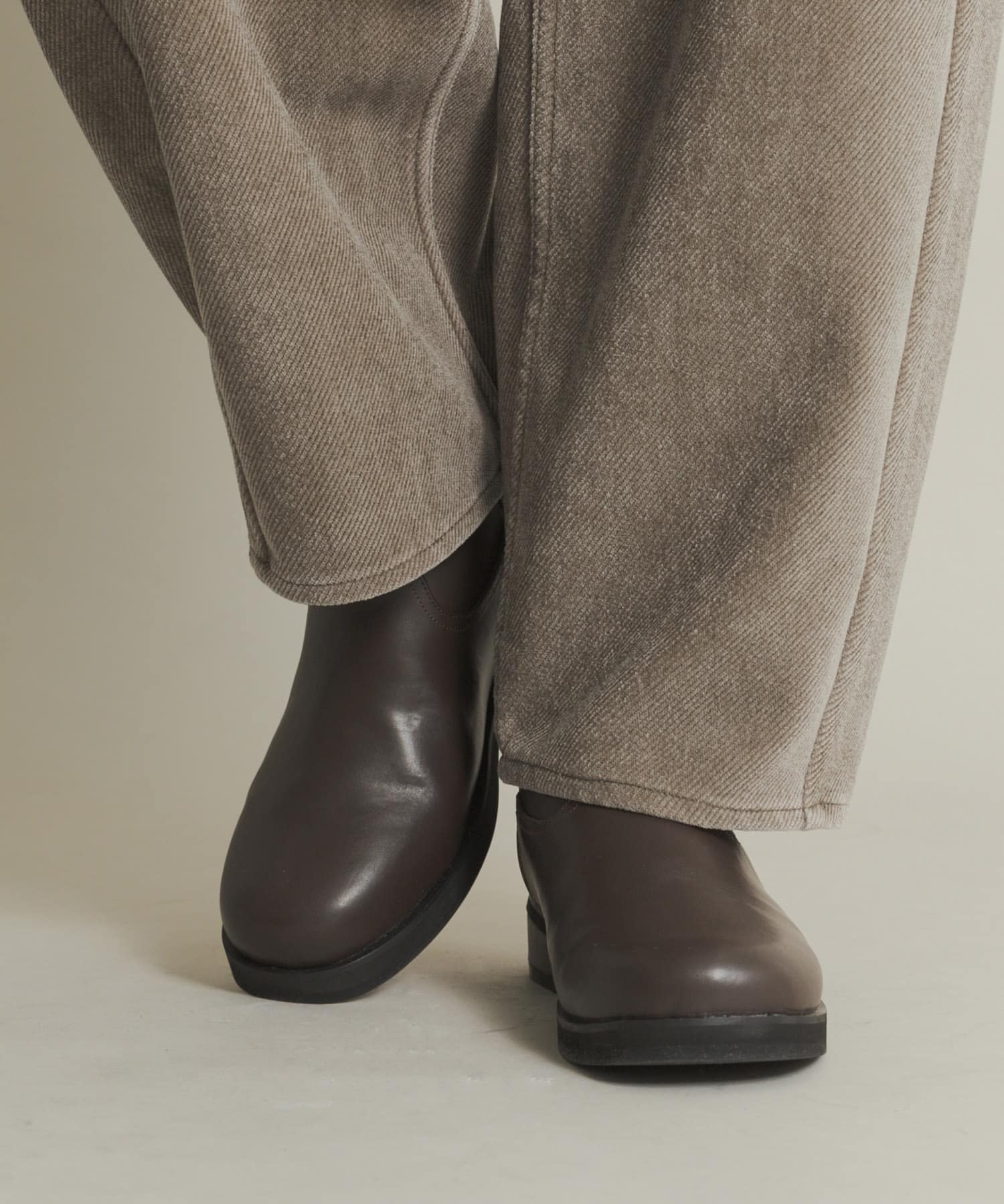 ラウンドトゥサイドジップブーツ BROWN 26.5