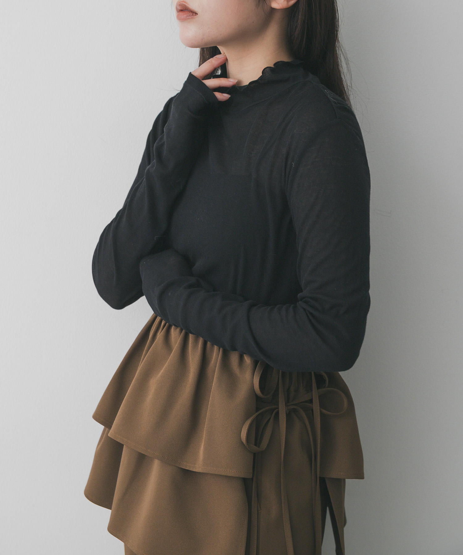 シアーハイネックカットトップ