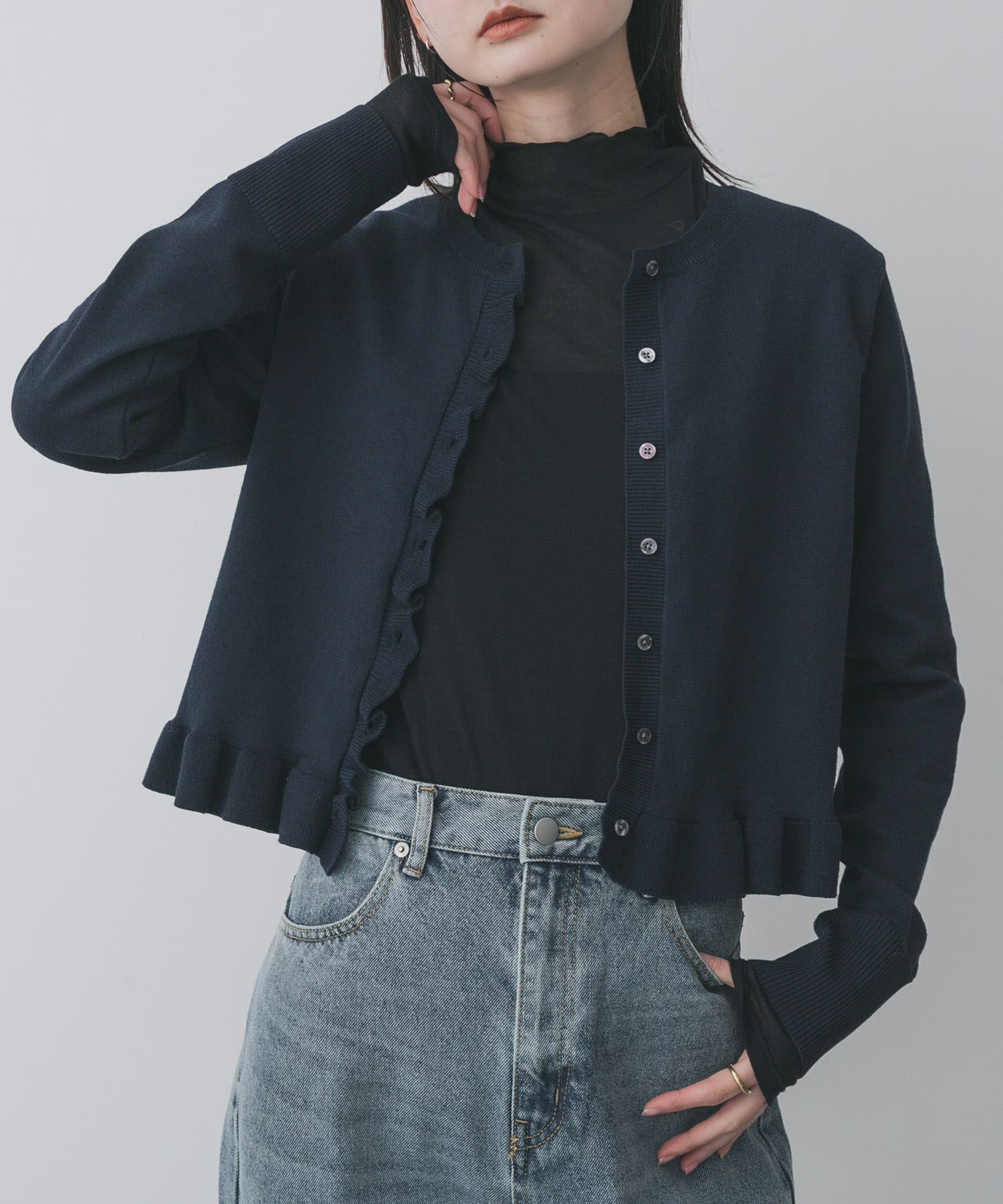 シアーハイネックカットトップ