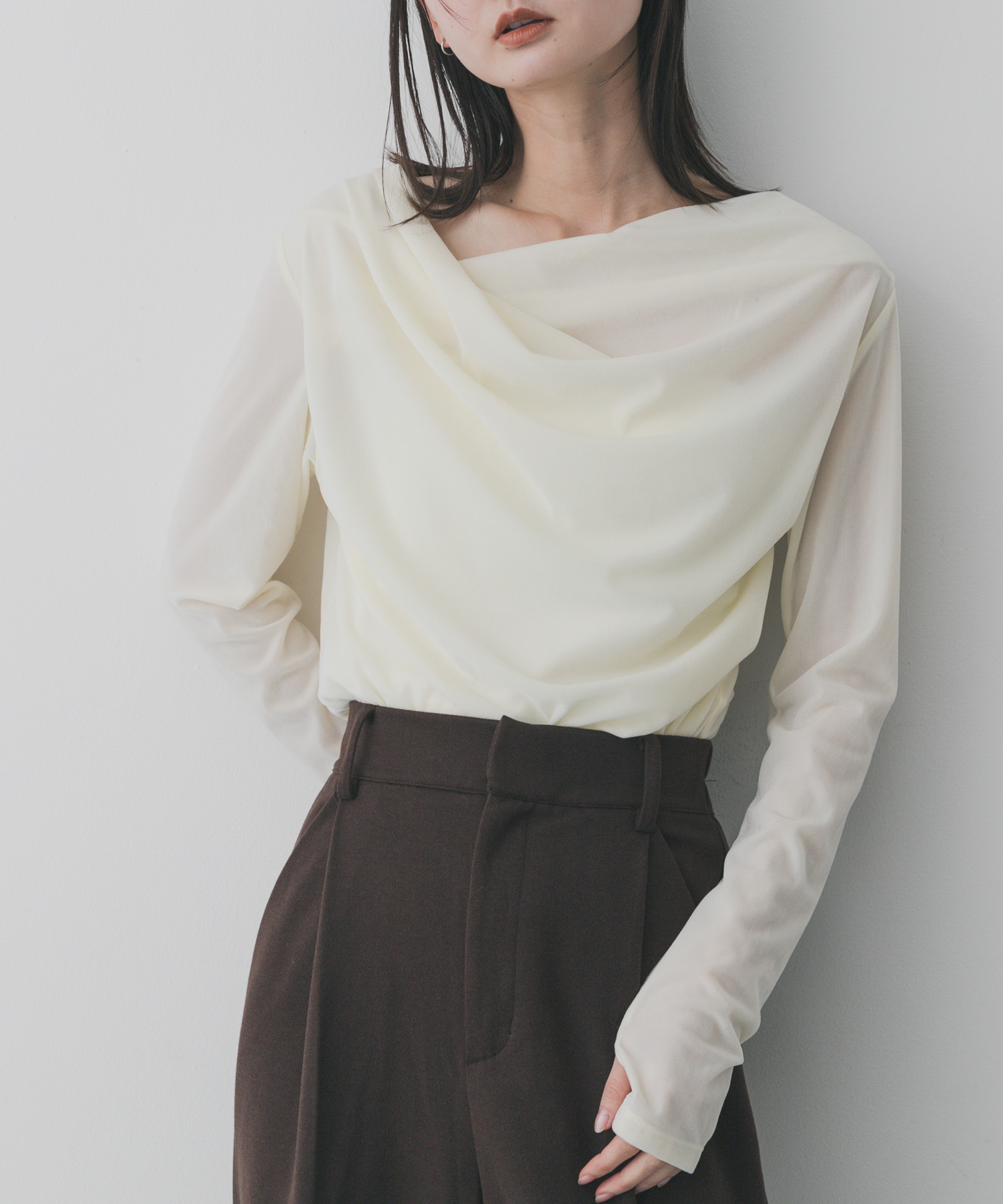 ベロアドレープトップ