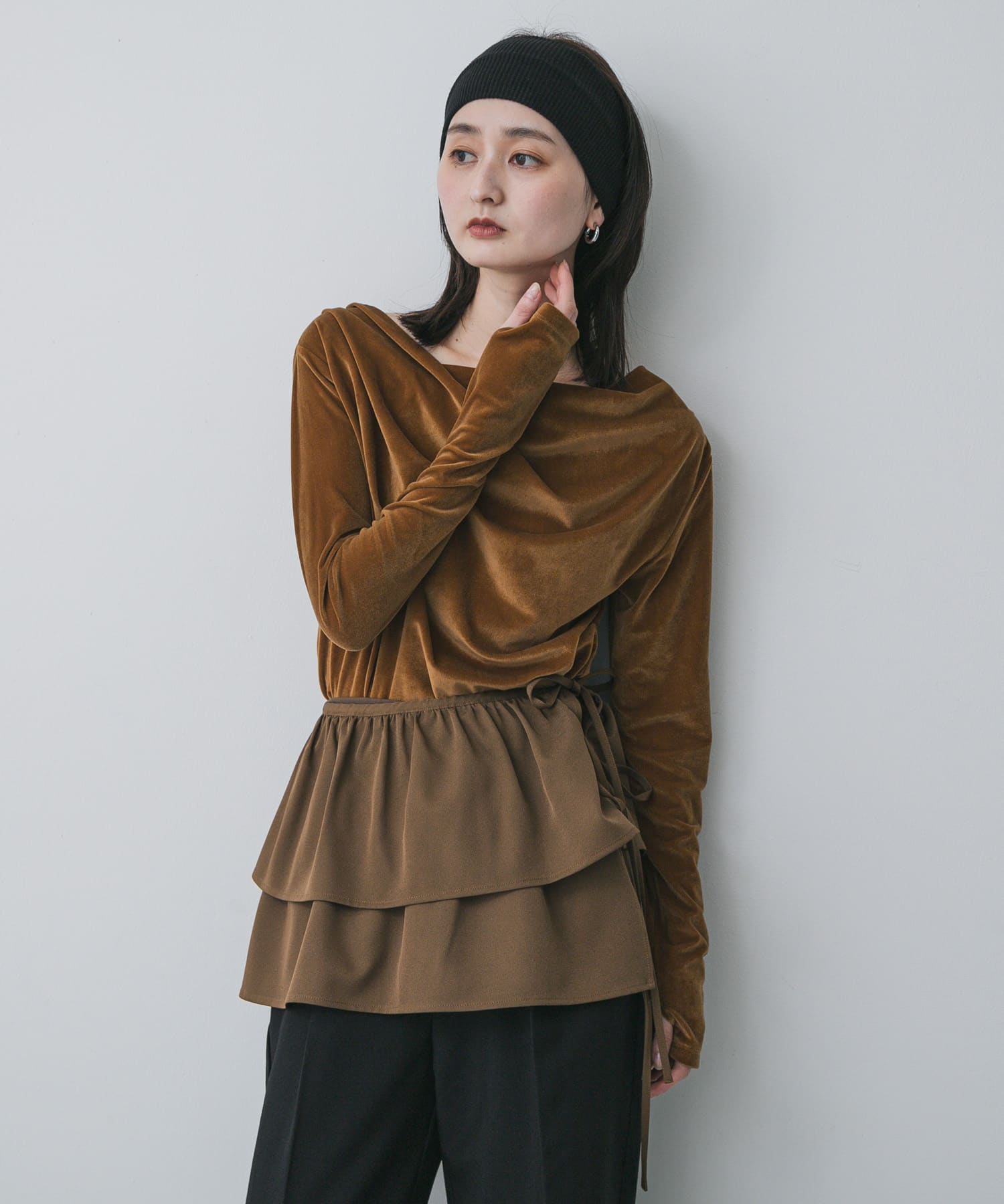 ベロアドレープトップ