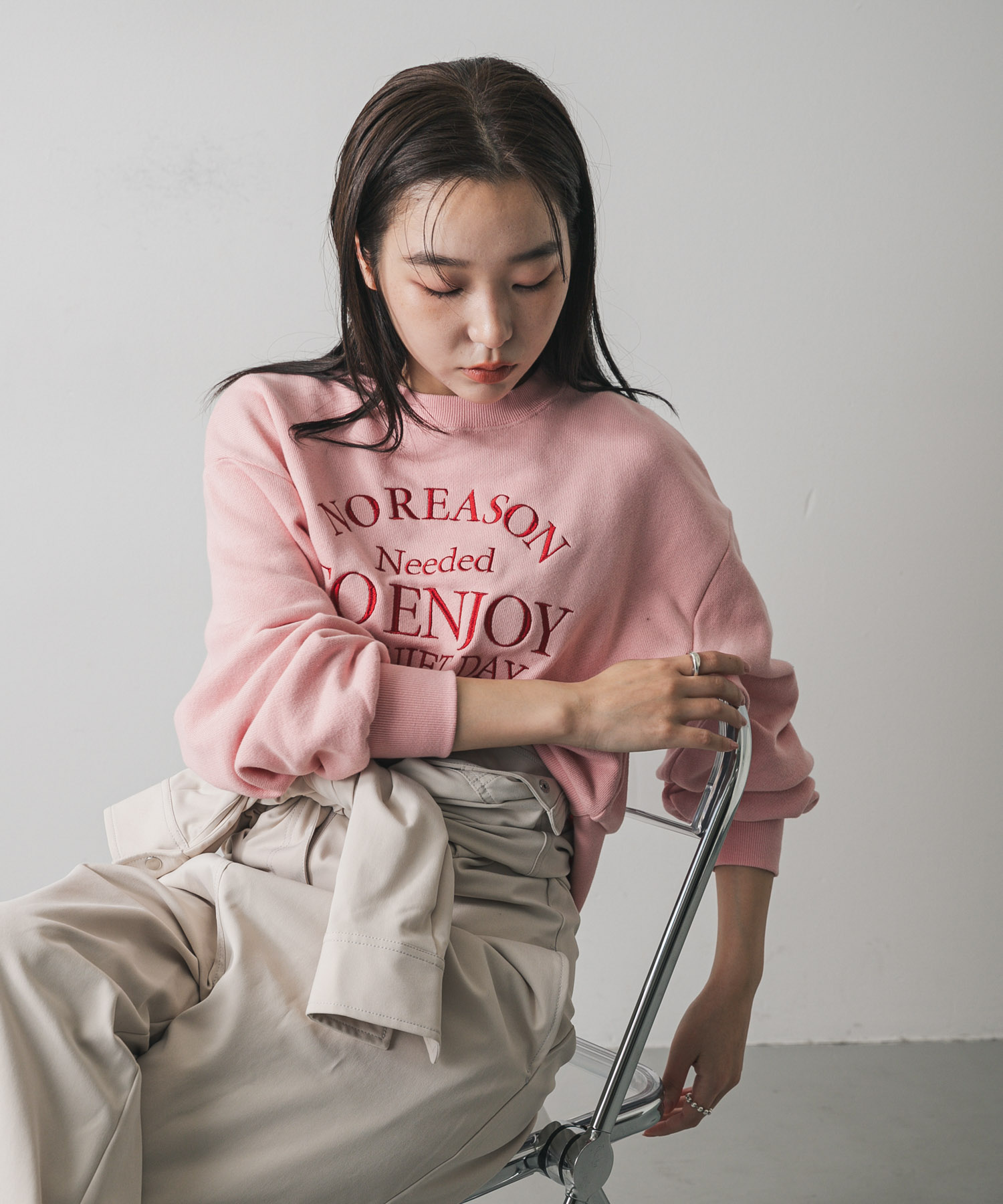 グラフィックルーズスウェット