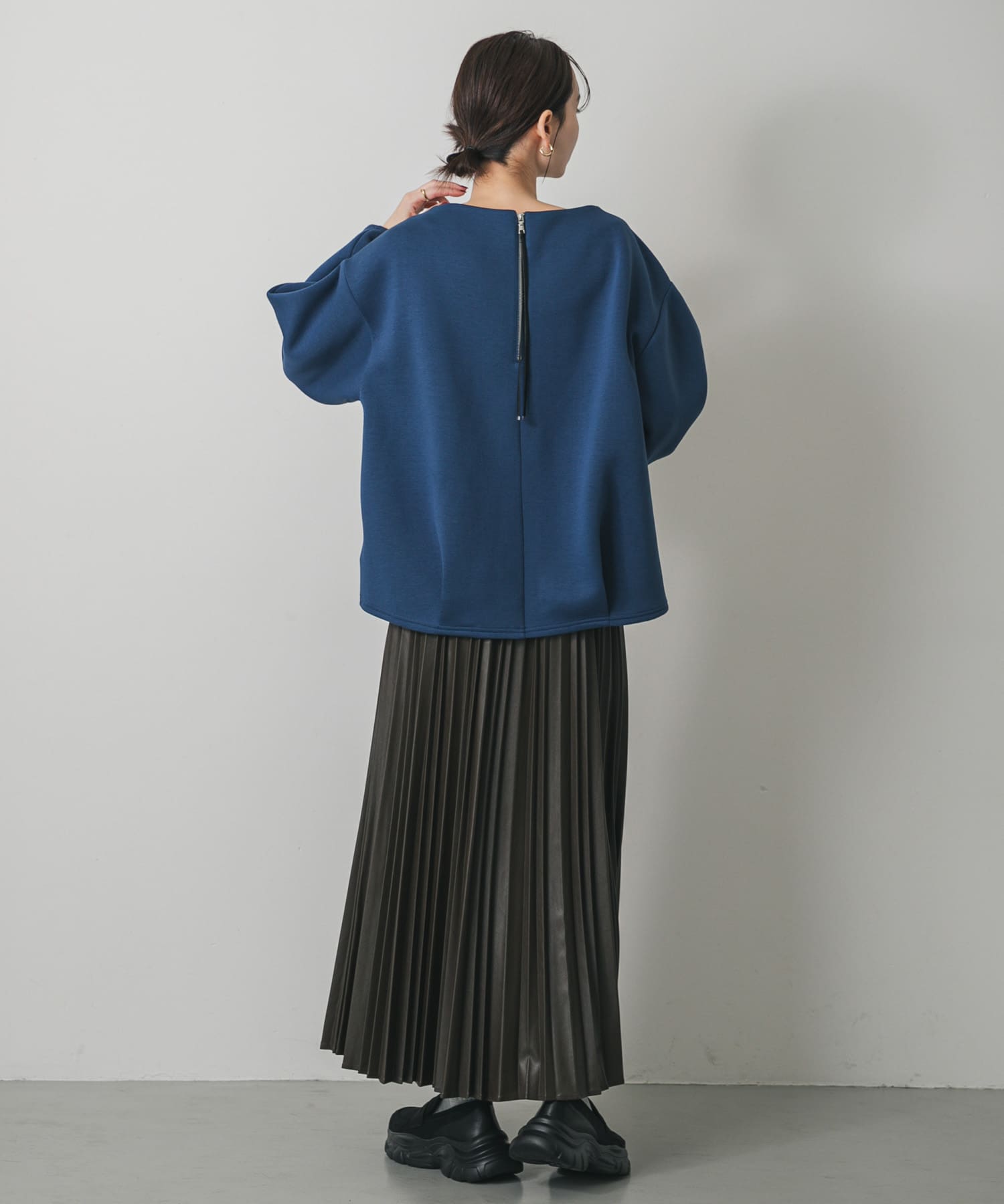 身長：169cm サイズ：one