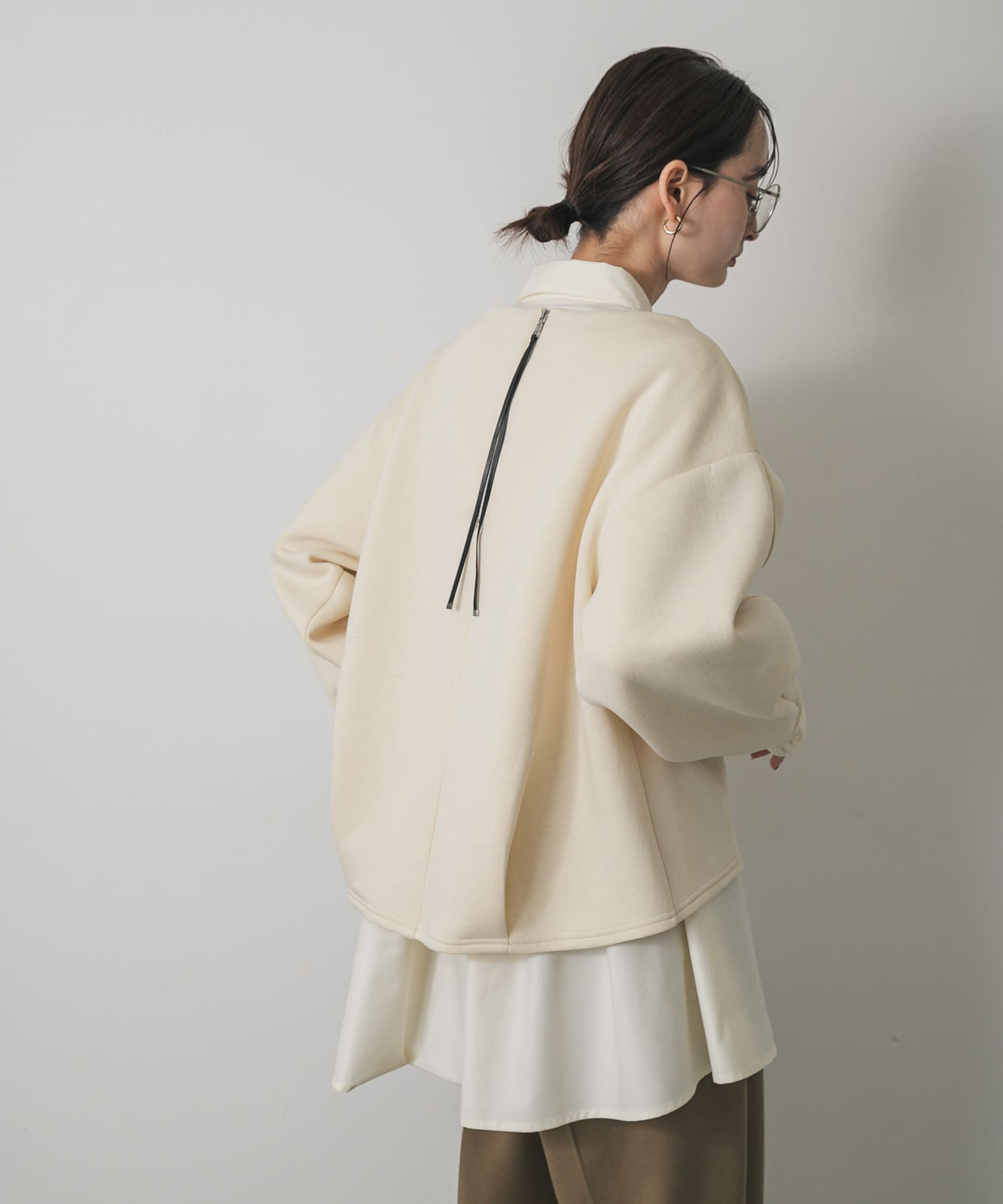 IVORY