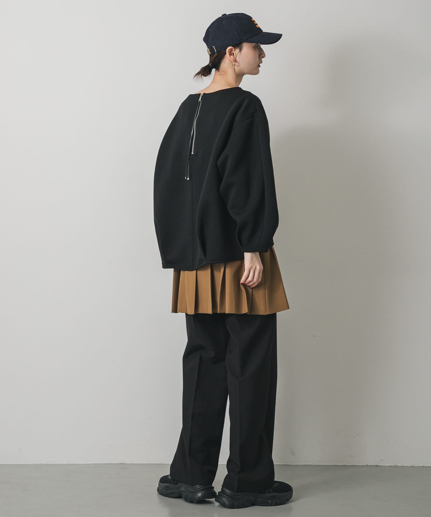 身長：169cm サイズ：one