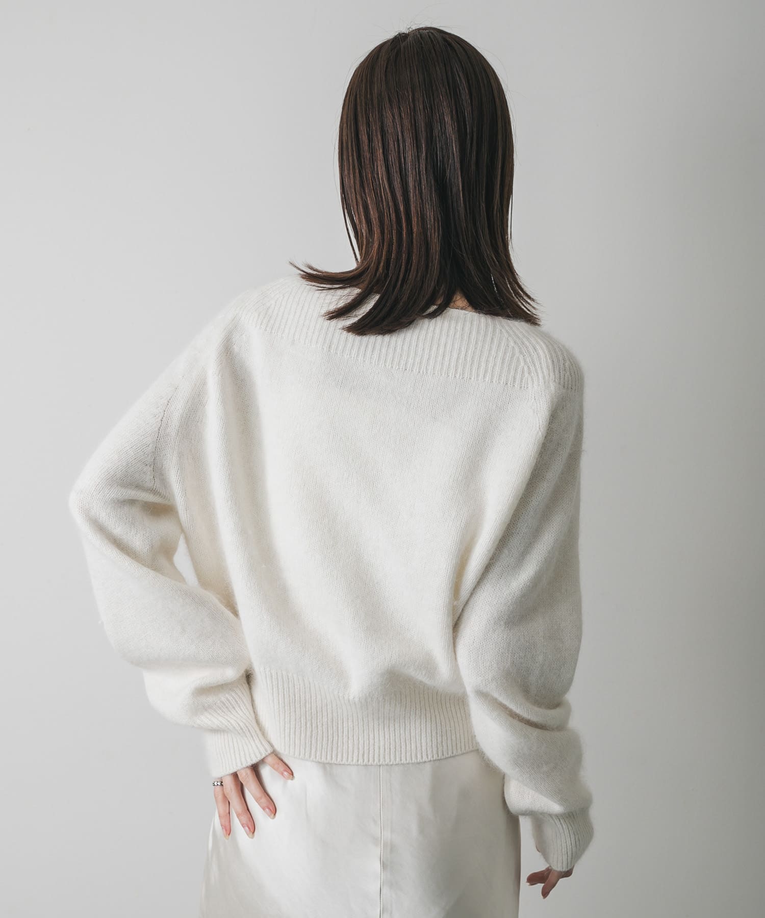 ボートネックヘアリーニット(One CHARCOAL): トップス｜URBAN RESEARCH