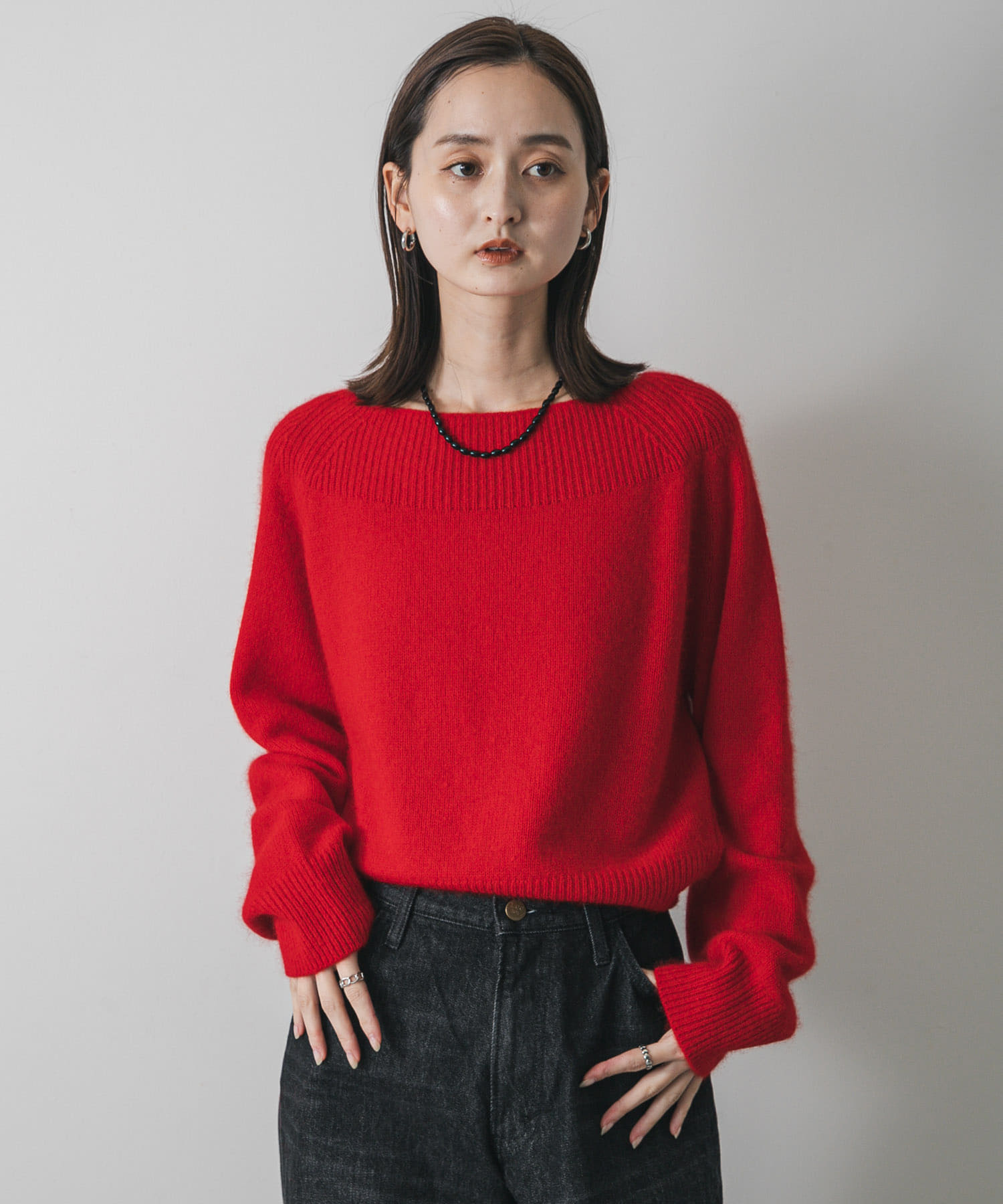 ボートネックヘアリーニット(One CHARCOAL): トップス｜URBAN RESEARCH