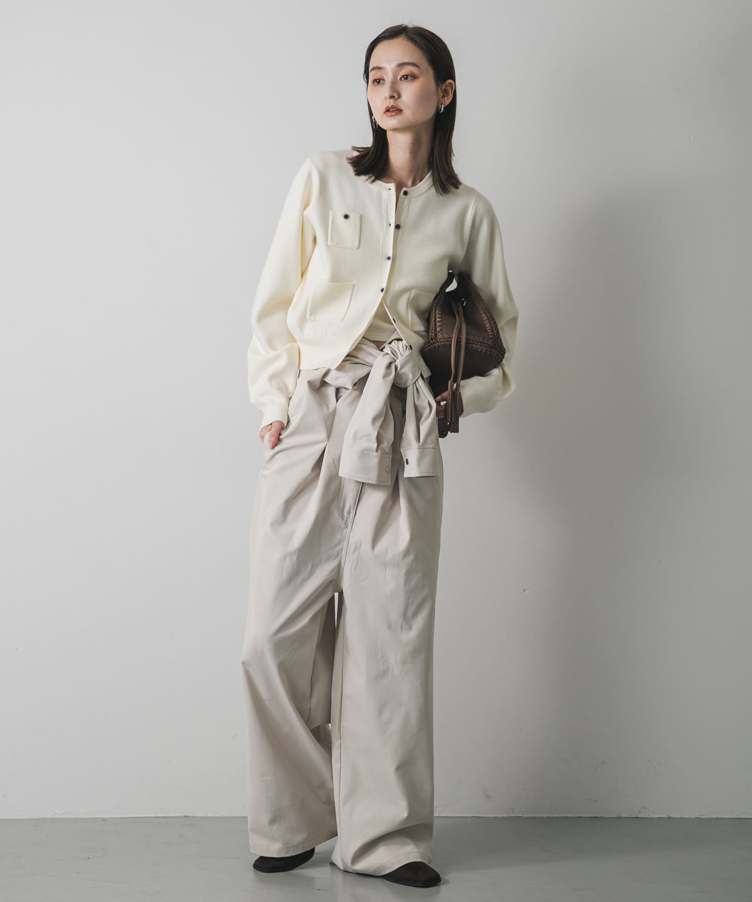 IVORY