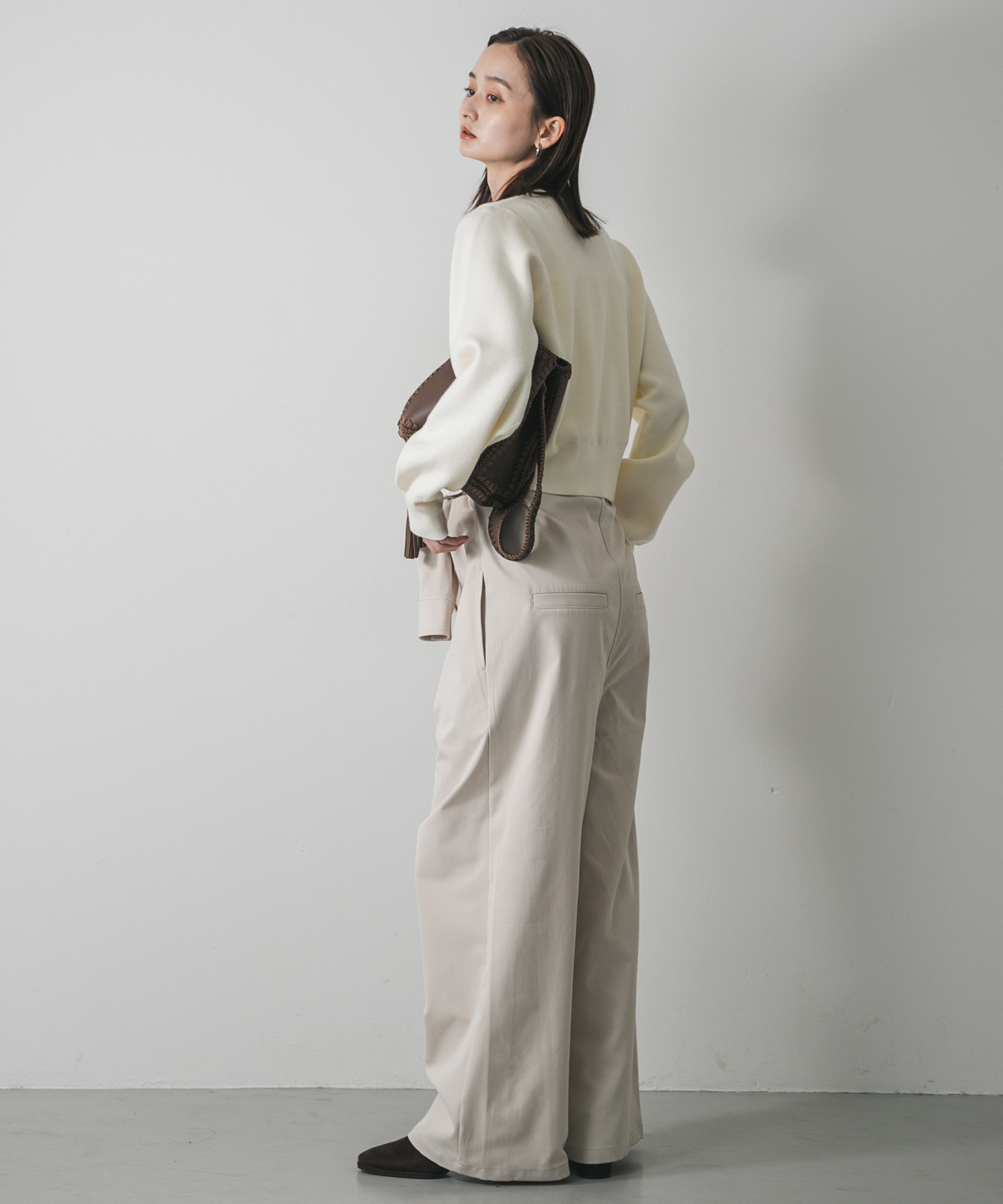 IVORY