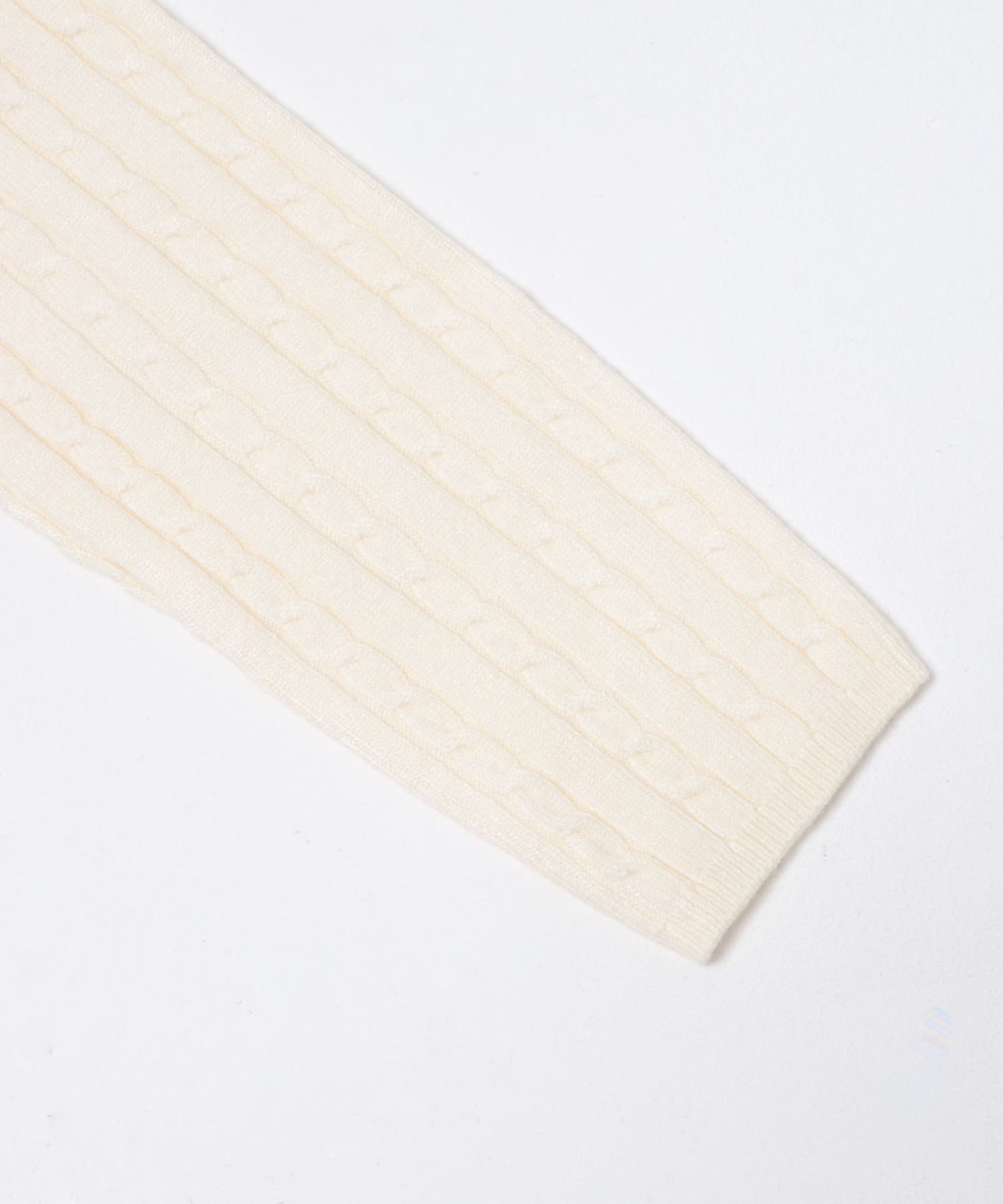 ミニケーブルペプラムセーター IVORY One