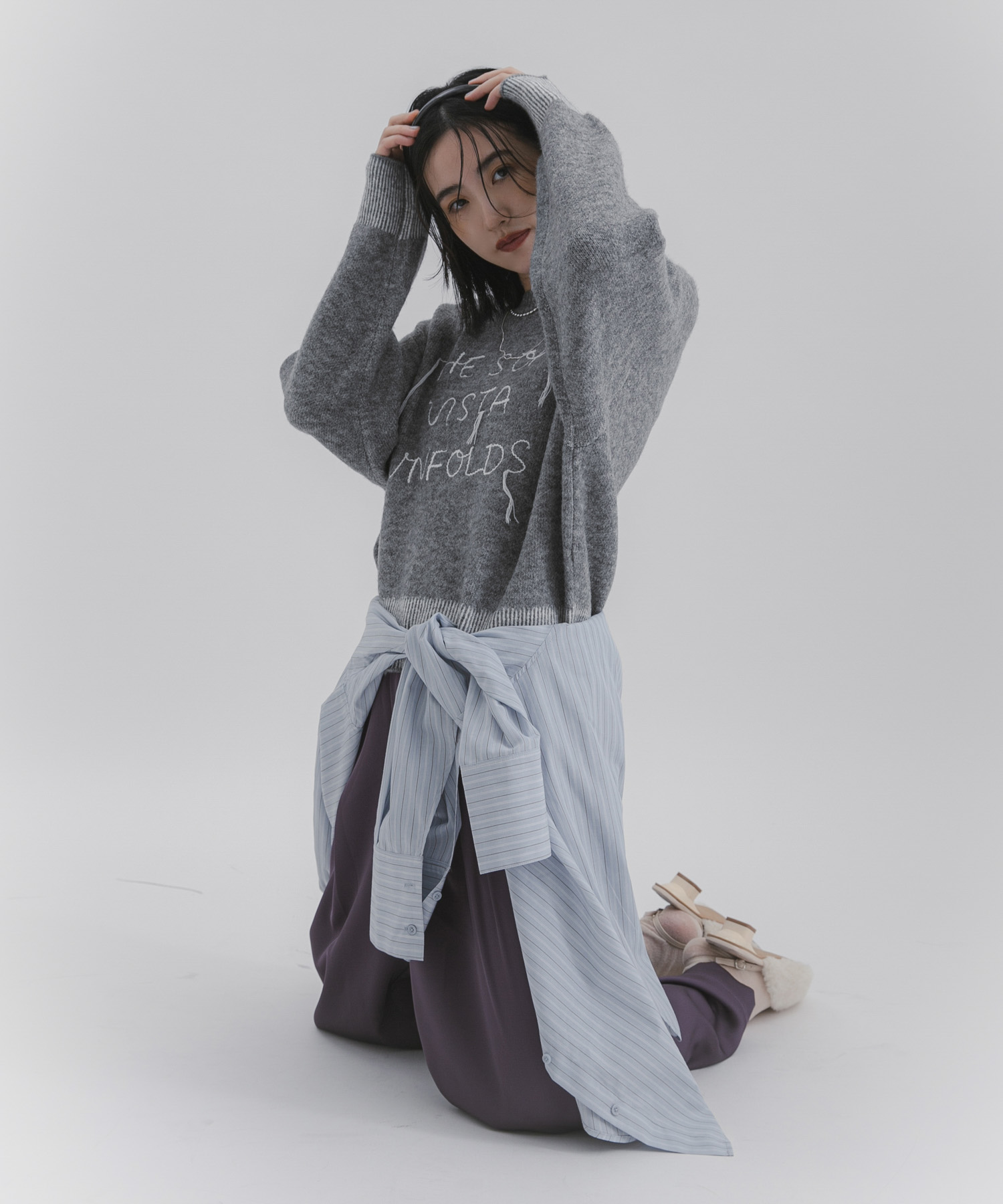 GRAY